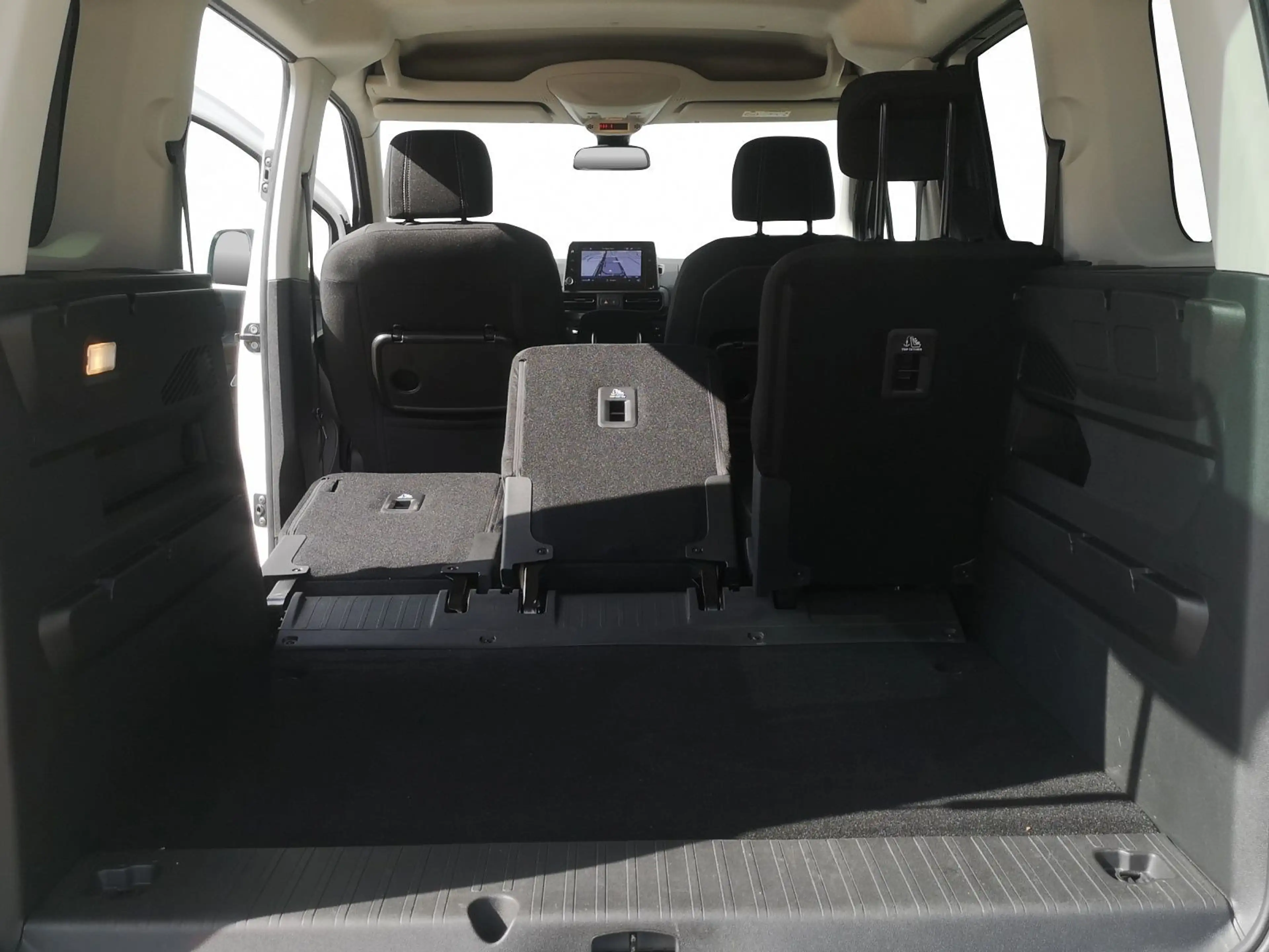 Peugeot Rifter 1.5 BlueHDi 130 FAP GT S&S*NAVI*ACC*KAM* — photo 12