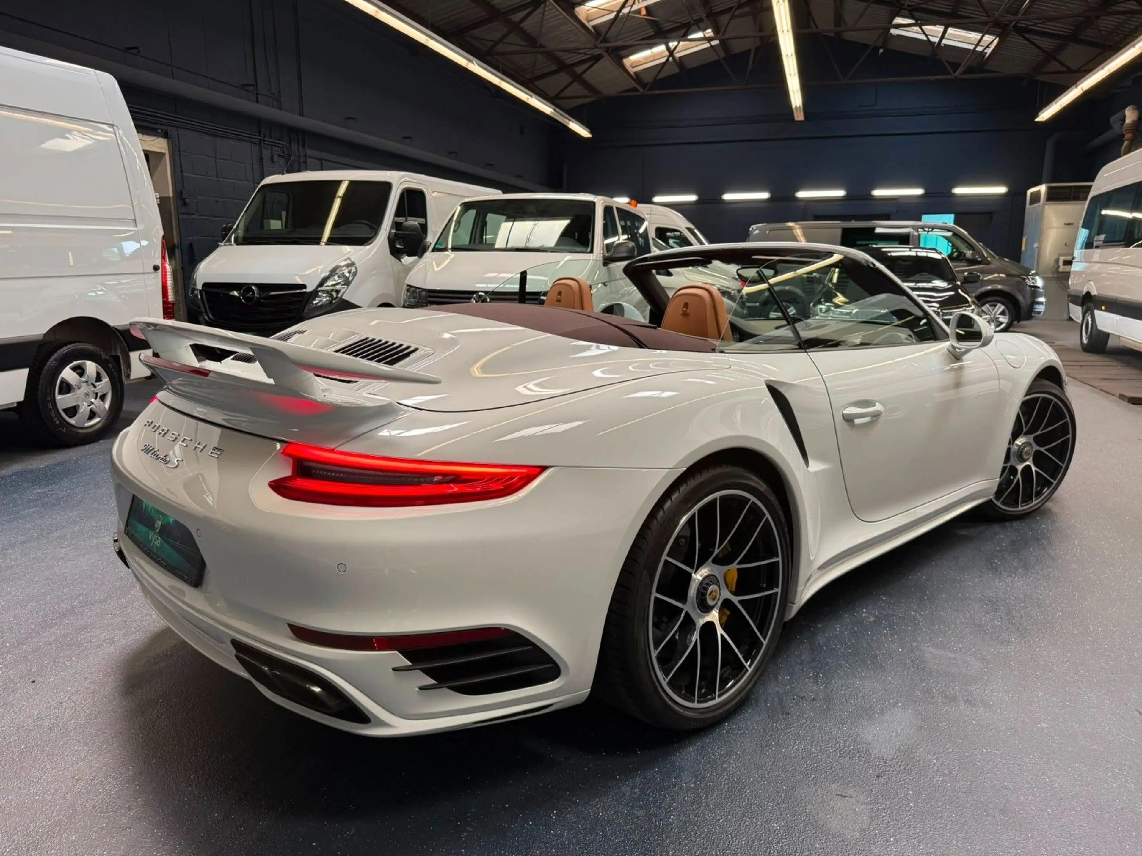 Porsche 911 991.2 Turbo S Cabriolet PDLS+ LIFT  SPORT-CHRONO — photo 5