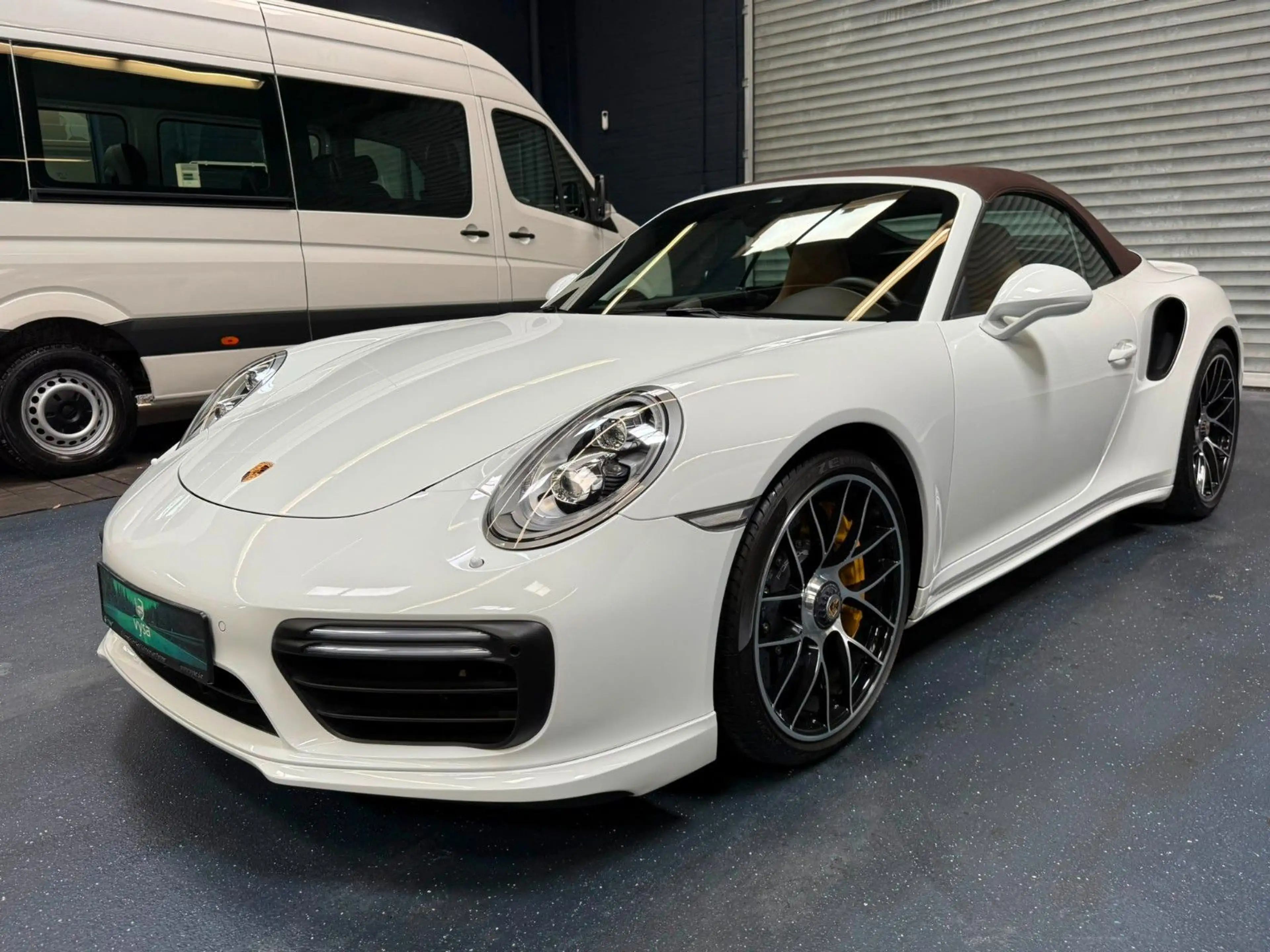 Porsche 911 991.2 Turbo S Cabriolet PDLS+ LIFT  SPORT-CHRONO — photo 14