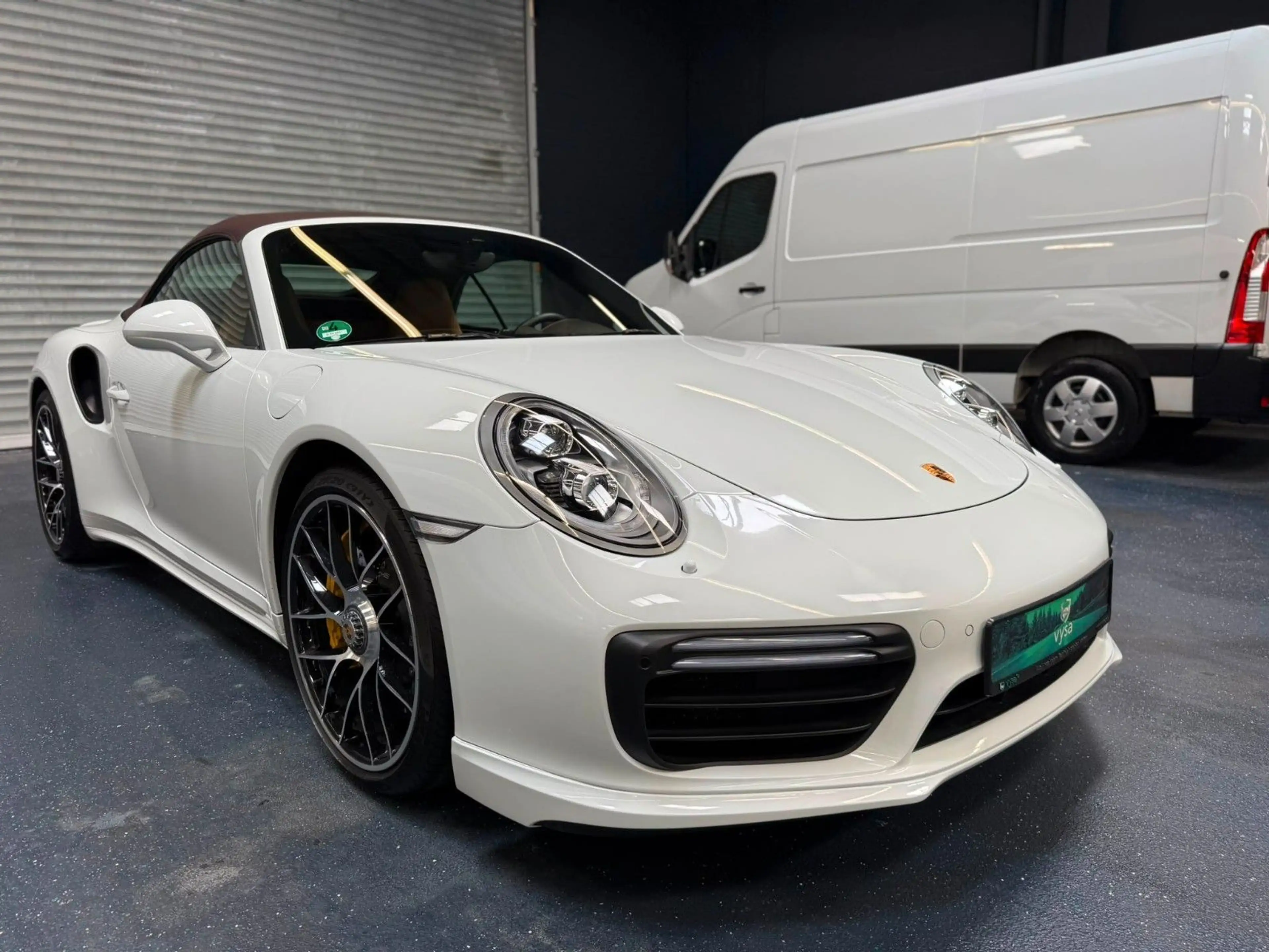 Porsche 911 991.2 Turbo S Cabriolet PDLS+ LIFT  SPORT-CHRONO — photo 13