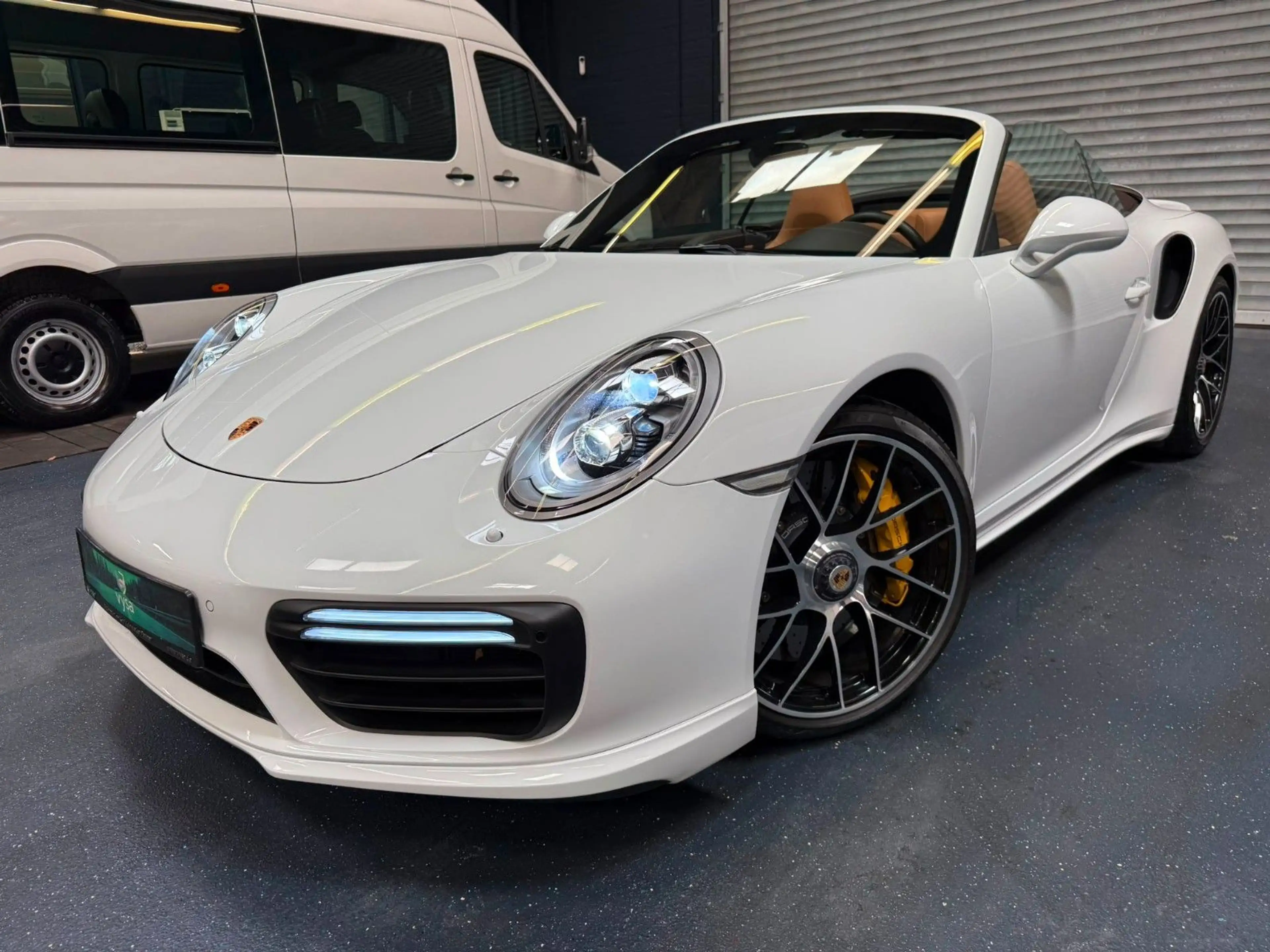 Porsche 911 991.2 Turbo S Cabriolet PDLS+ LIFT  SPORT-CHRONO — photo 12