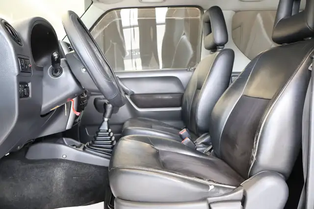 Suzuki Jimny view 9