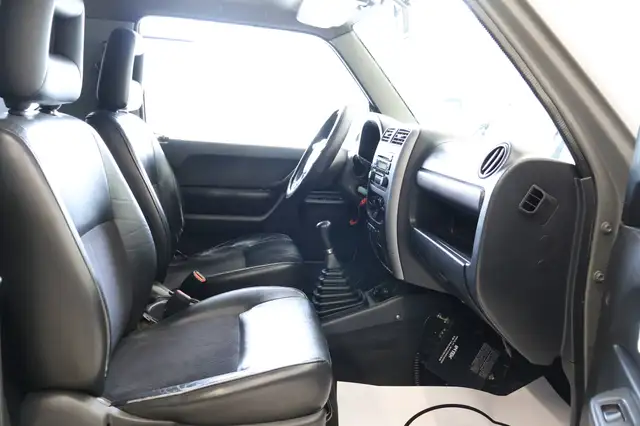 Suzuki Jimny view 11