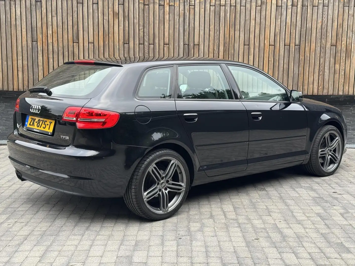 Audi A3 Sportback 1.8 TFSI Ambition Pro Line Xenon | Stoel Schwarz - 2