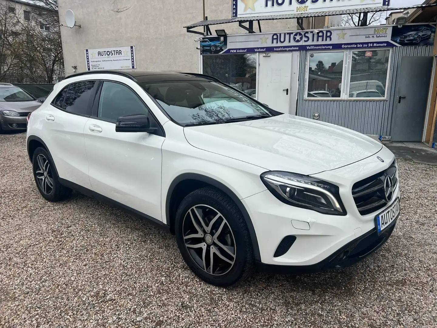 Mercedes-Benz GLA 200 d*Euro6*Panorama*Leder*R-Cam*Xenon Weiß - 2