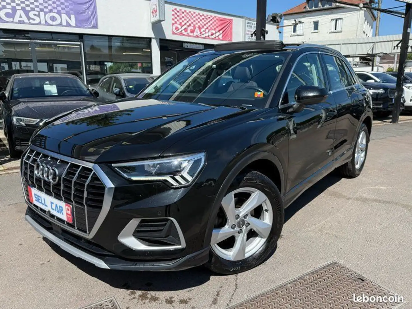 Audi Q3 35 tfsi 150ch Design Luxe S-TRONIC Noir - 1