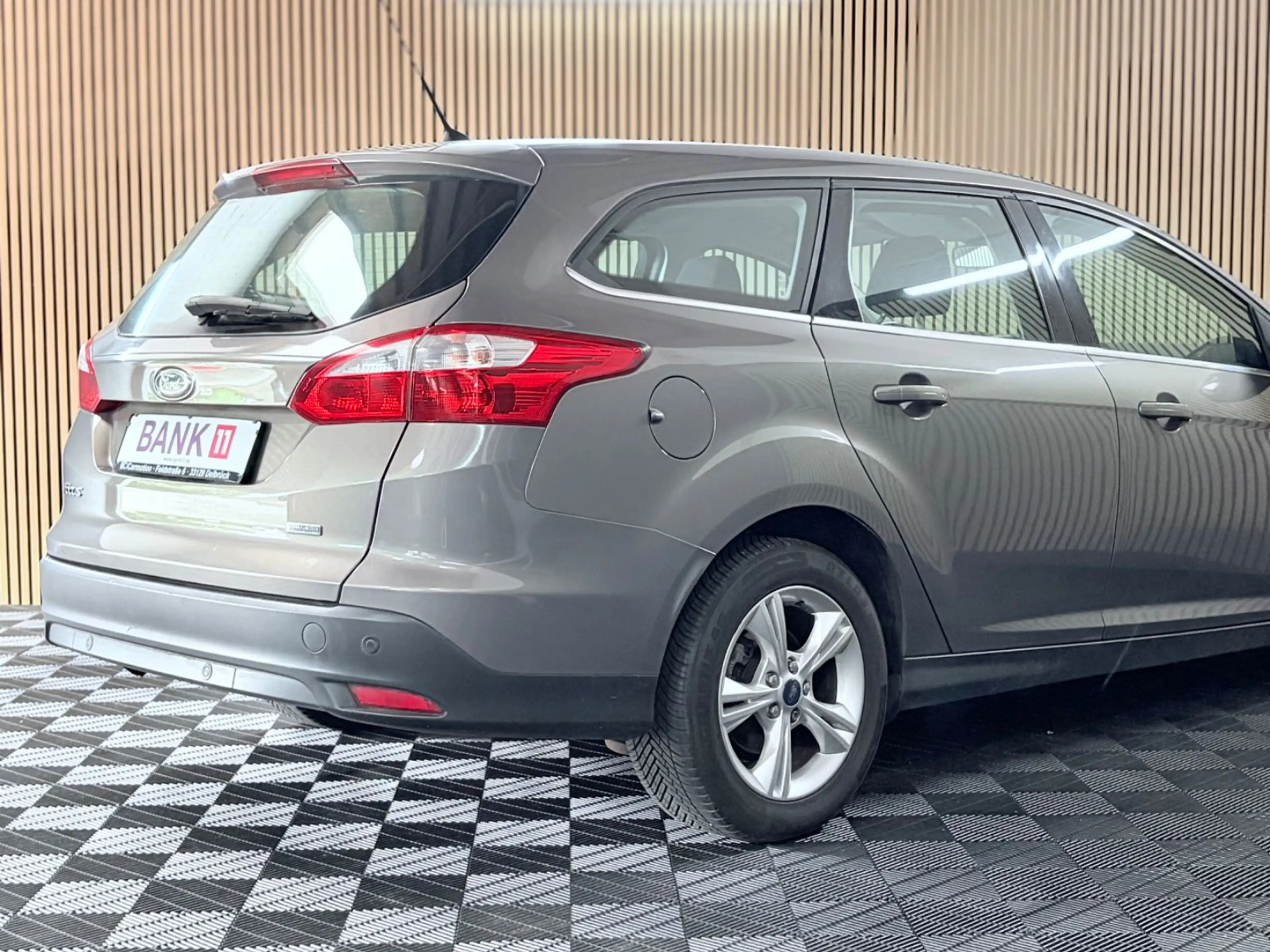 Ford Focus Turnier Champions Edition HU neu/ PDC/ SHZ — photo 11