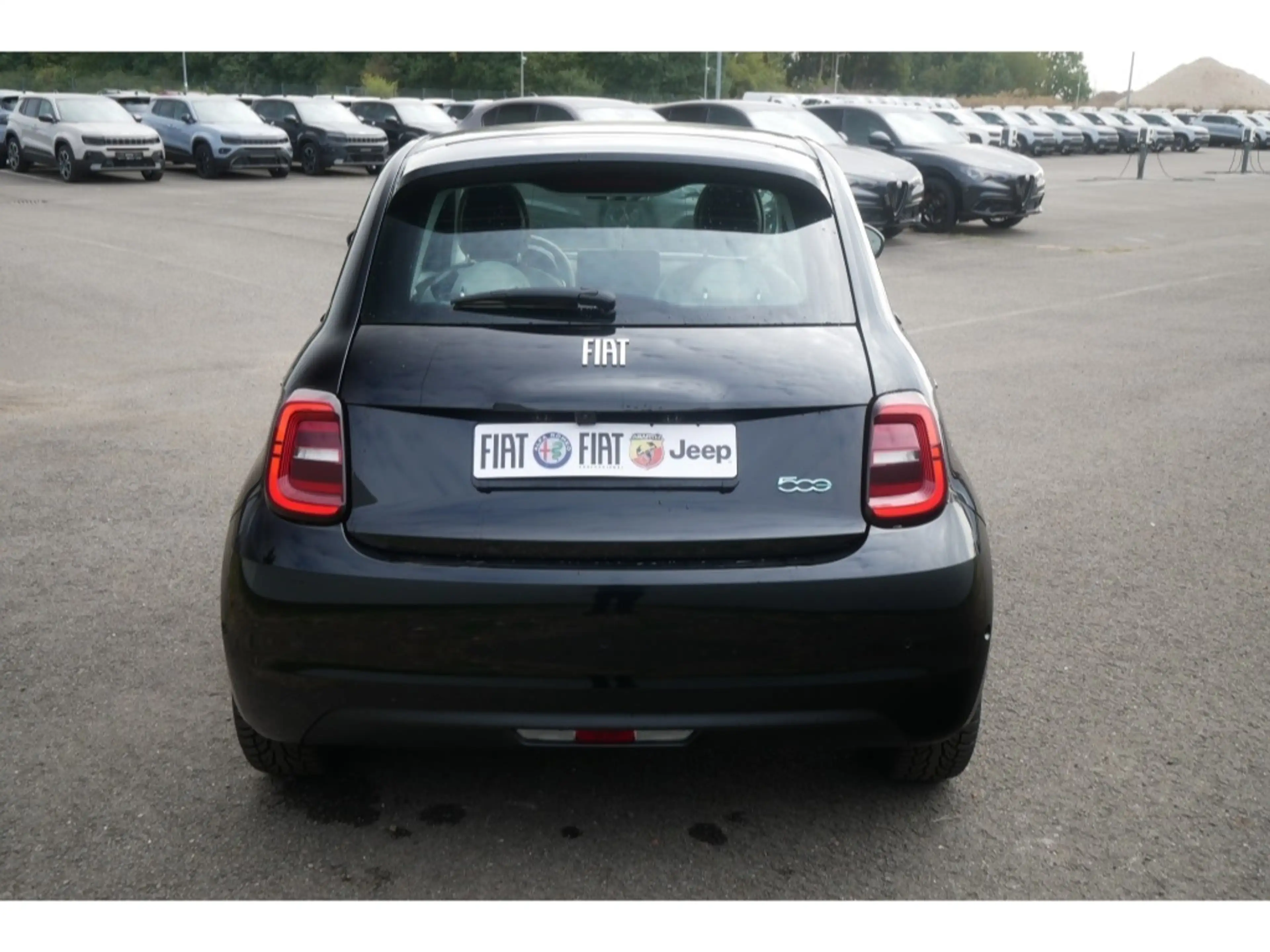 Fiat 500e BY BOCELLI AT 42 Kwh 118PS LED NAVI WINTER — photo 4