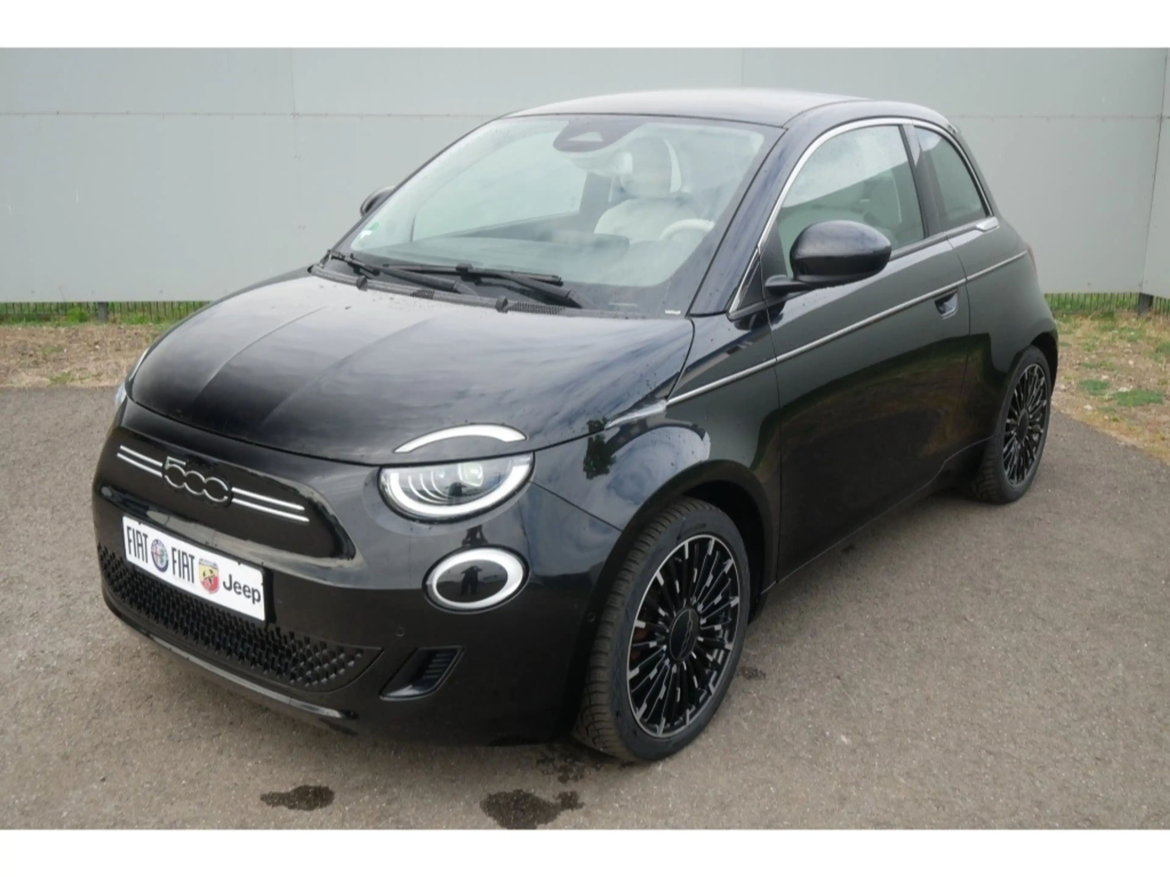 Fiat 500e BY BOCELLI AT 42 Kwh 118PS LED NAVI WINTER — photo 7