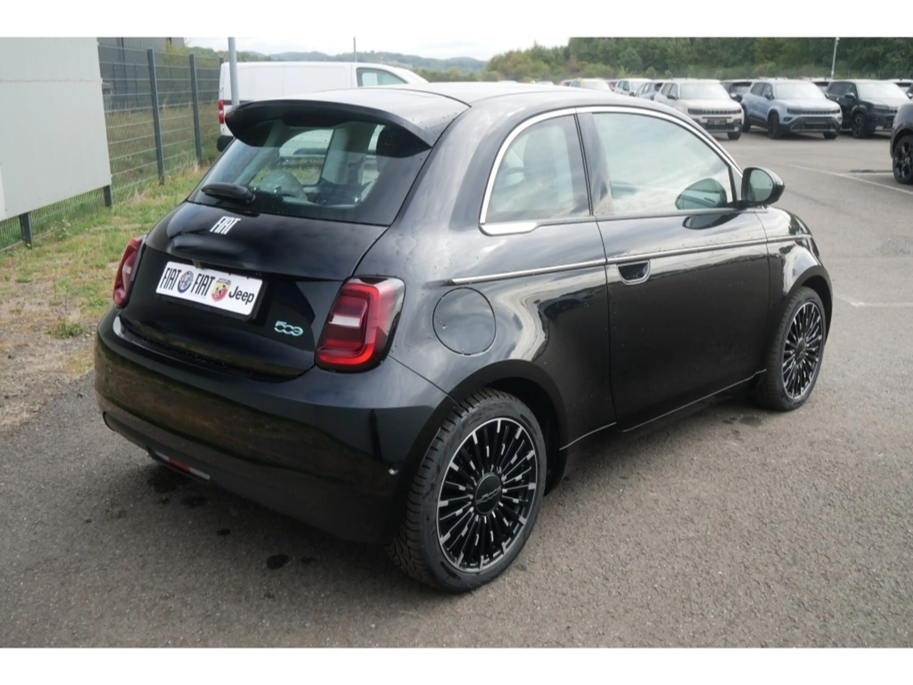 Fiat 500e BY BOCELLI AT 42 Kwh 118PS LED NAVI WINTER — photo 3