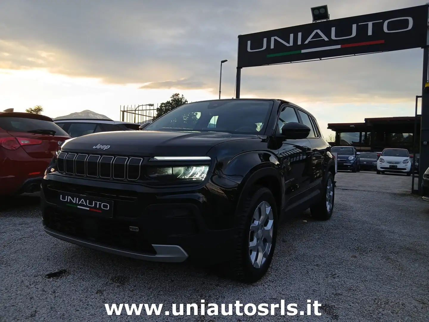 Jeep Avenger Avenger 1.2 turbo Altitude Nero - 2