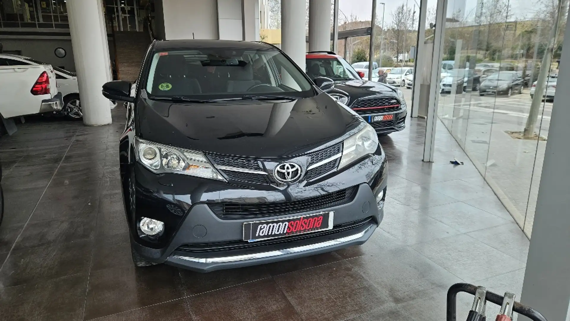 Toyota RAV 4 120D Active AWD Negro - 1