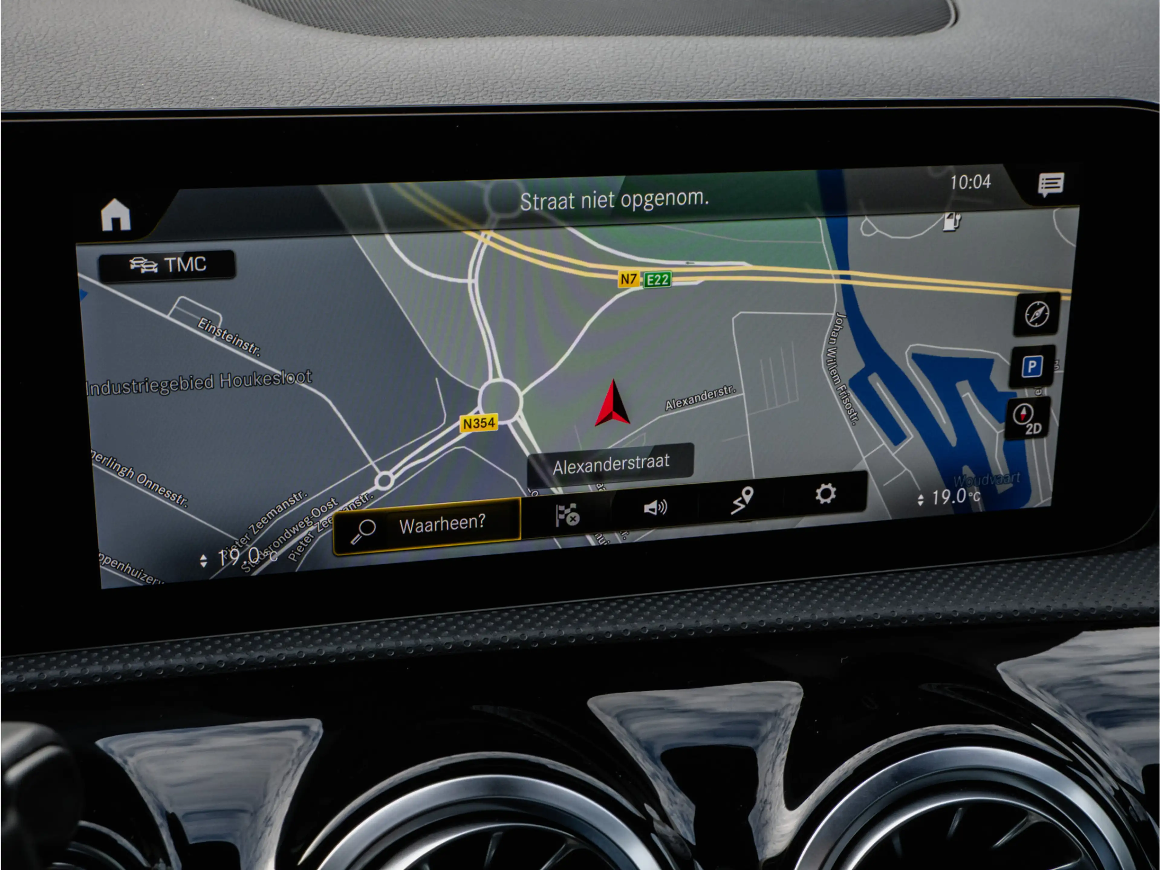Mercedes-Benz CLA 250 Shooting Brake e Business Solution Luxury Panorama — photo 30