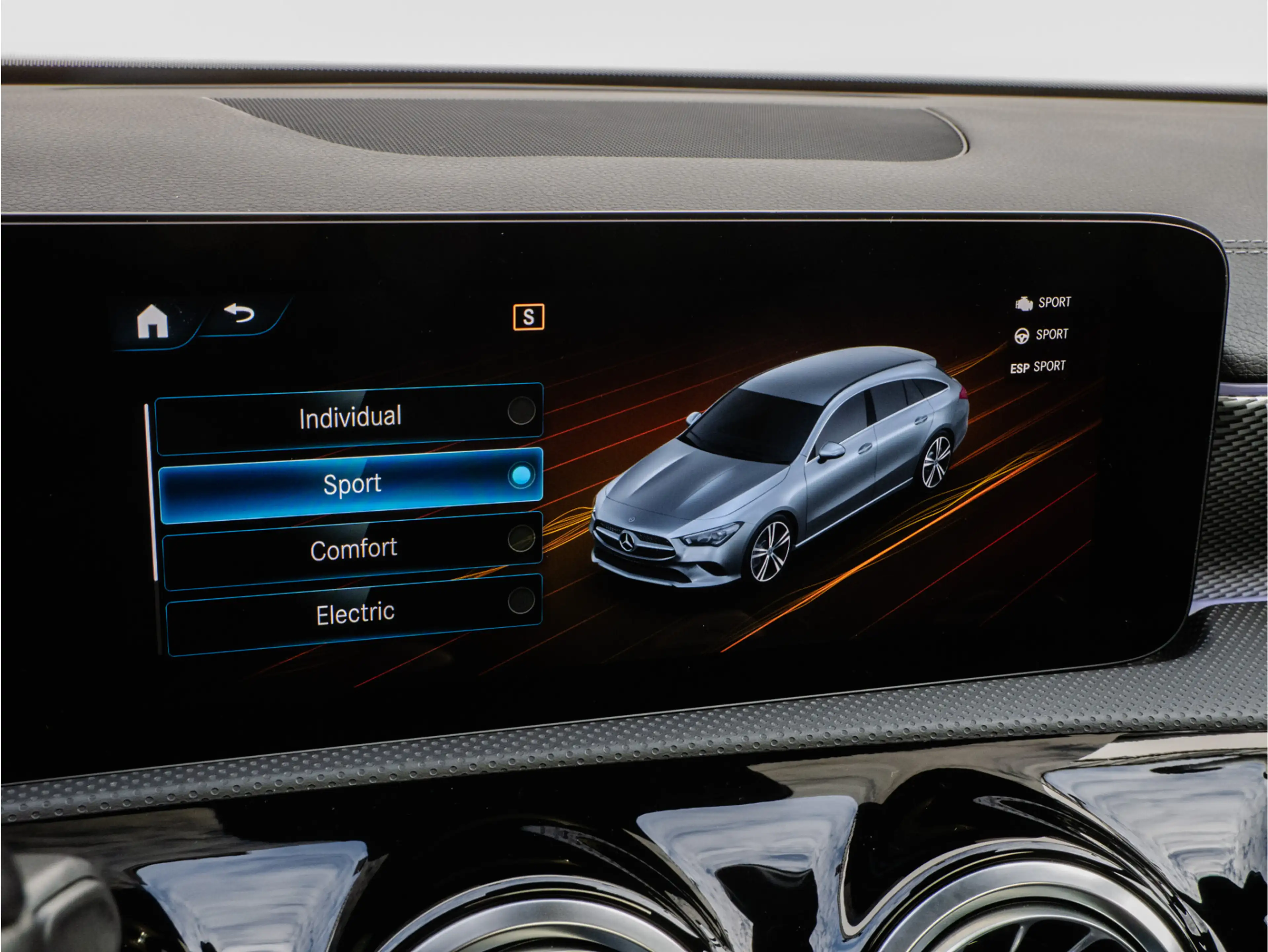 Mercedes-Benz CLA 250 Shooting Brake e Business Solution Luxury Panorama — photo 23