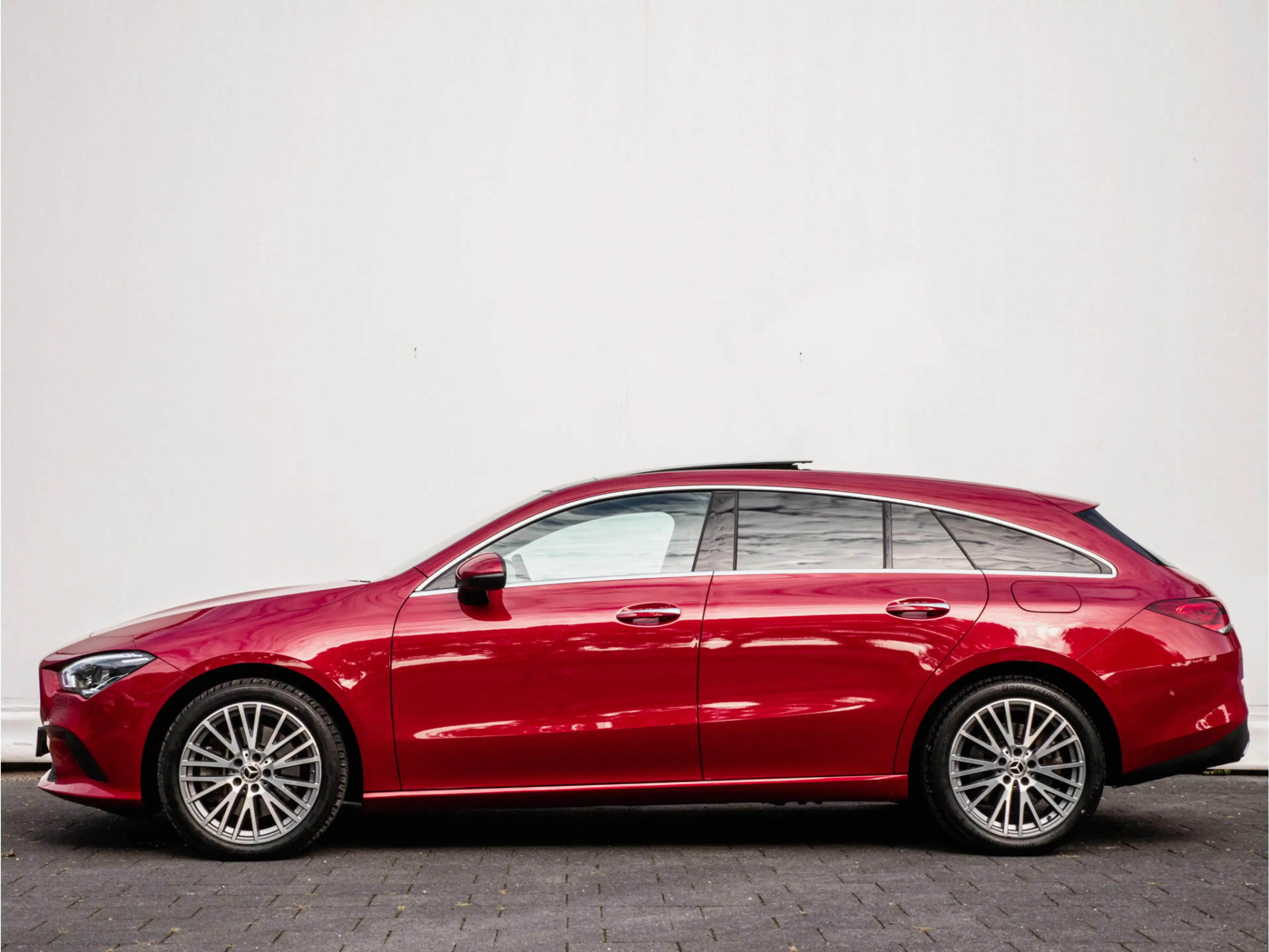 Mercedes-Benz CLA 250 Shooting Brake e Business Solution Luxury Panorama — photo 6