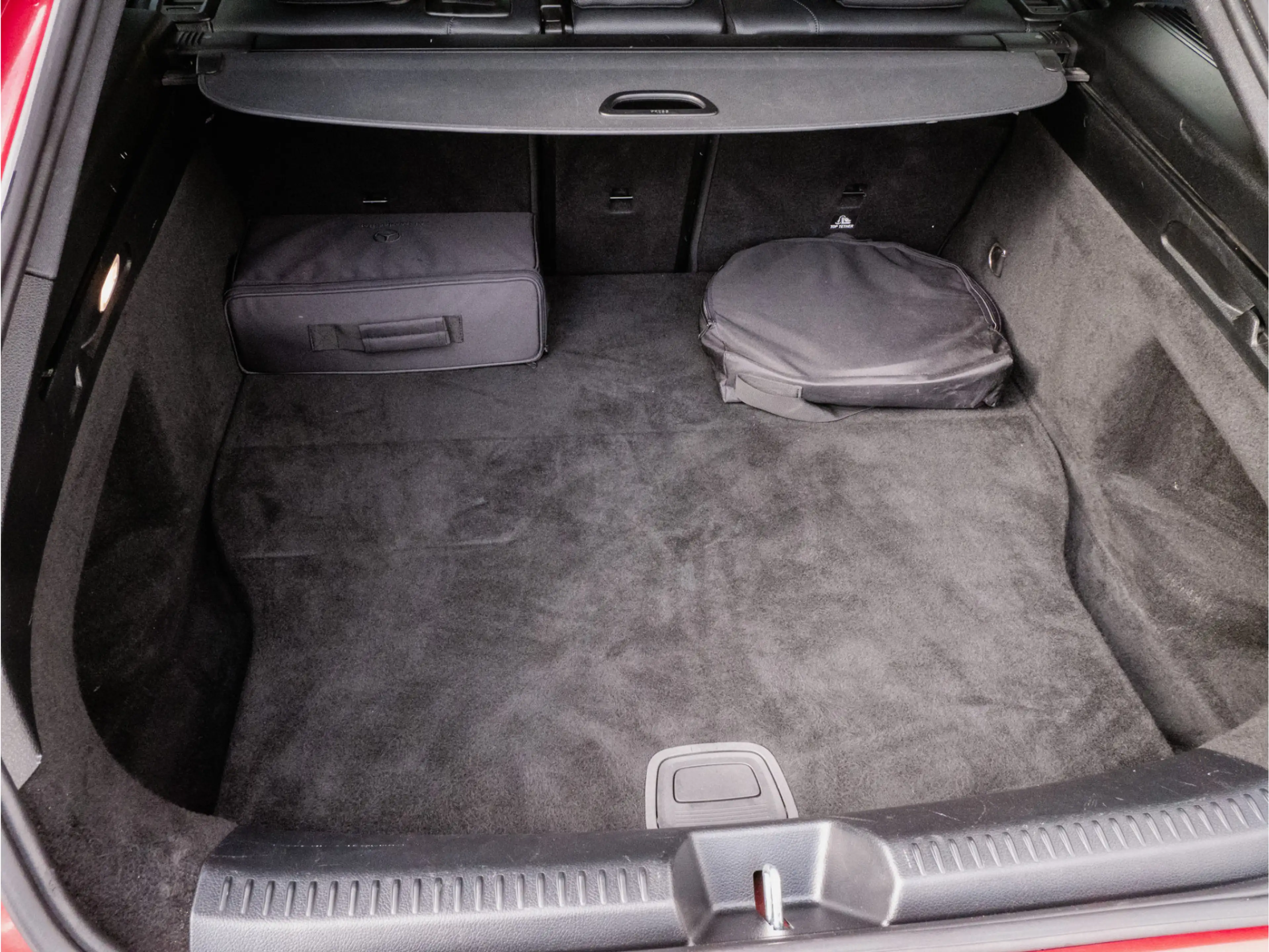 Mercedes-Benz CLA 250 Shooting Brake e Business Solution Luxury Panorama — photo 15
