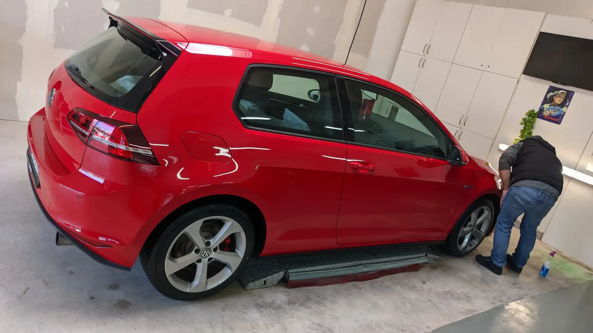 Volkswagen Golf GTI BlueMotion Technology - 1