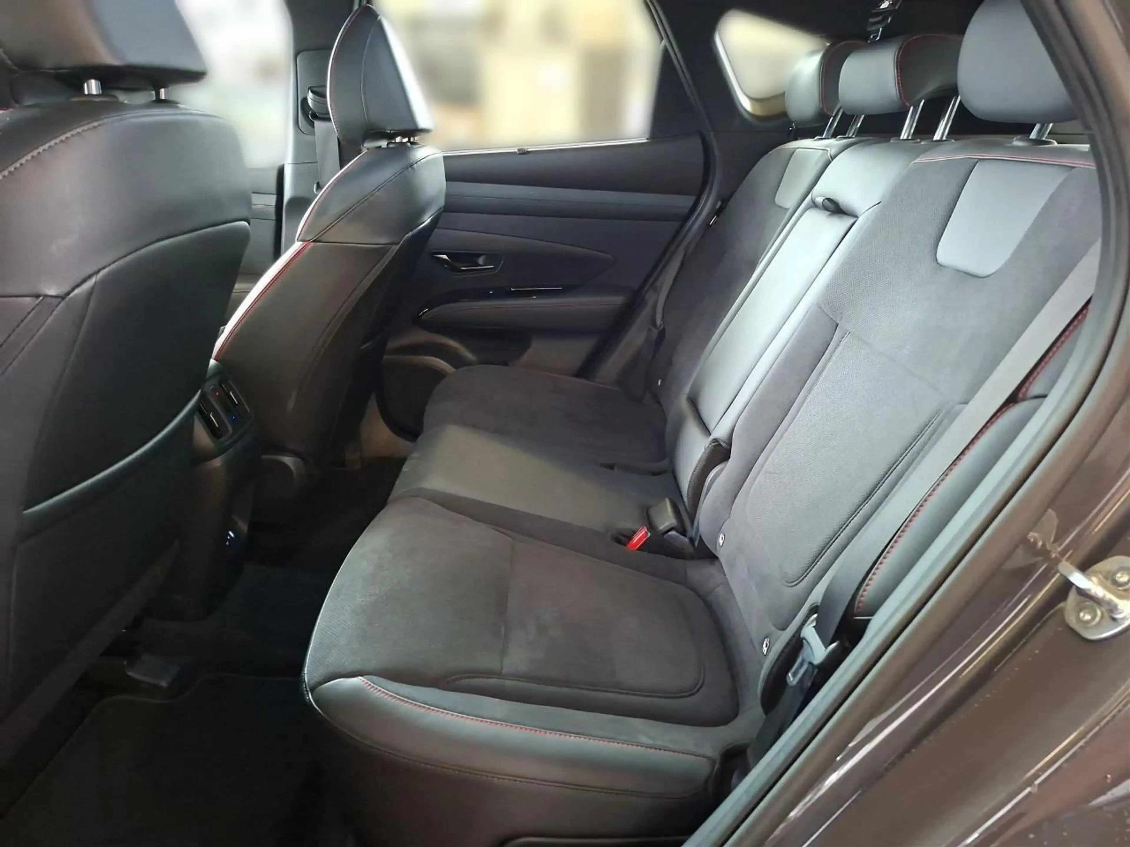 Hyundai TUCSON 1.6 T-GDI N Line ACC AUT Akustikglas Kam. — photo 11