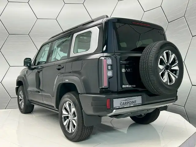 Baic BJ40 view 3