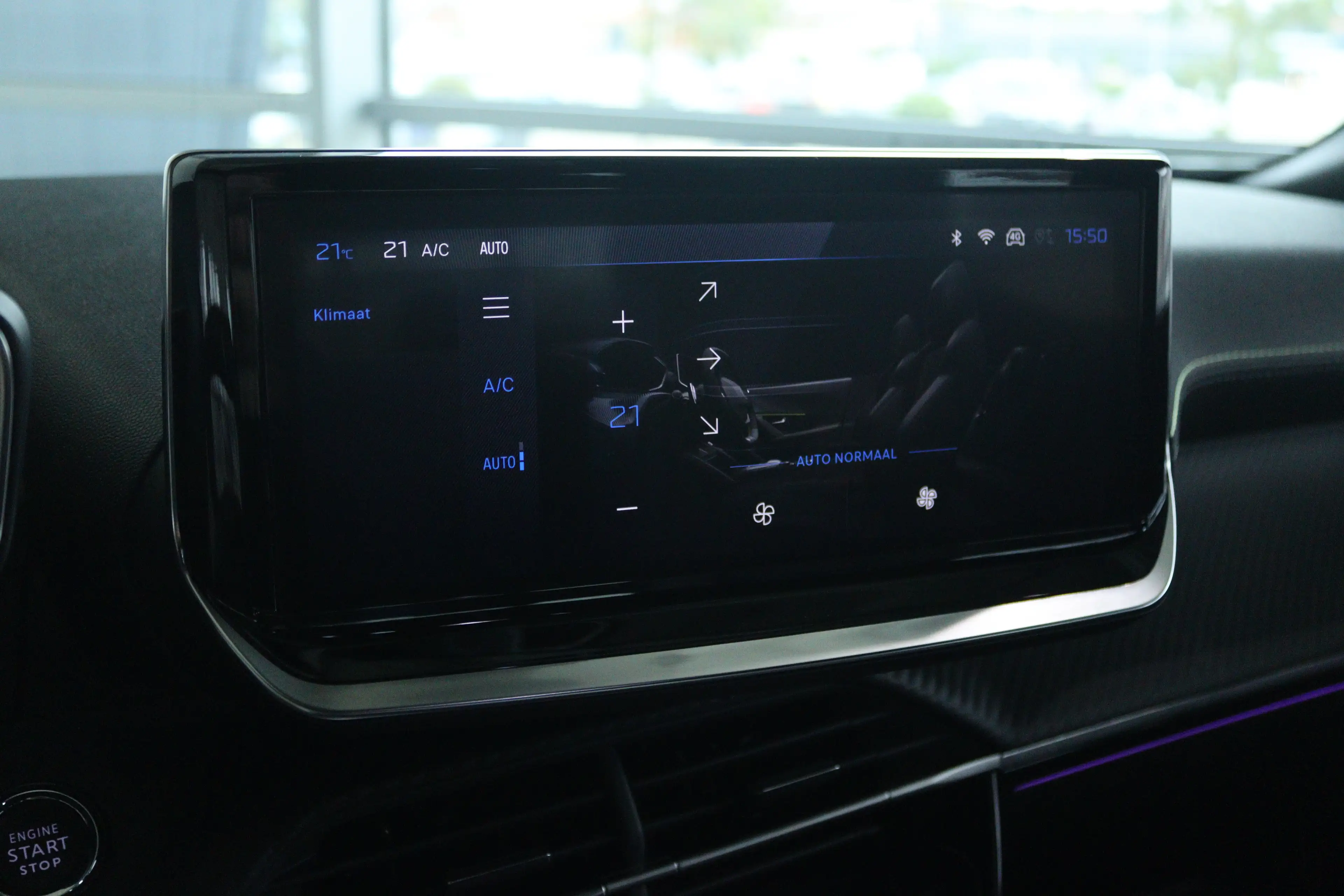 Peugeot 2008 1.2 Hybrid 145 GT | Adapt. Cruise | 360 Camera | K — photo 29