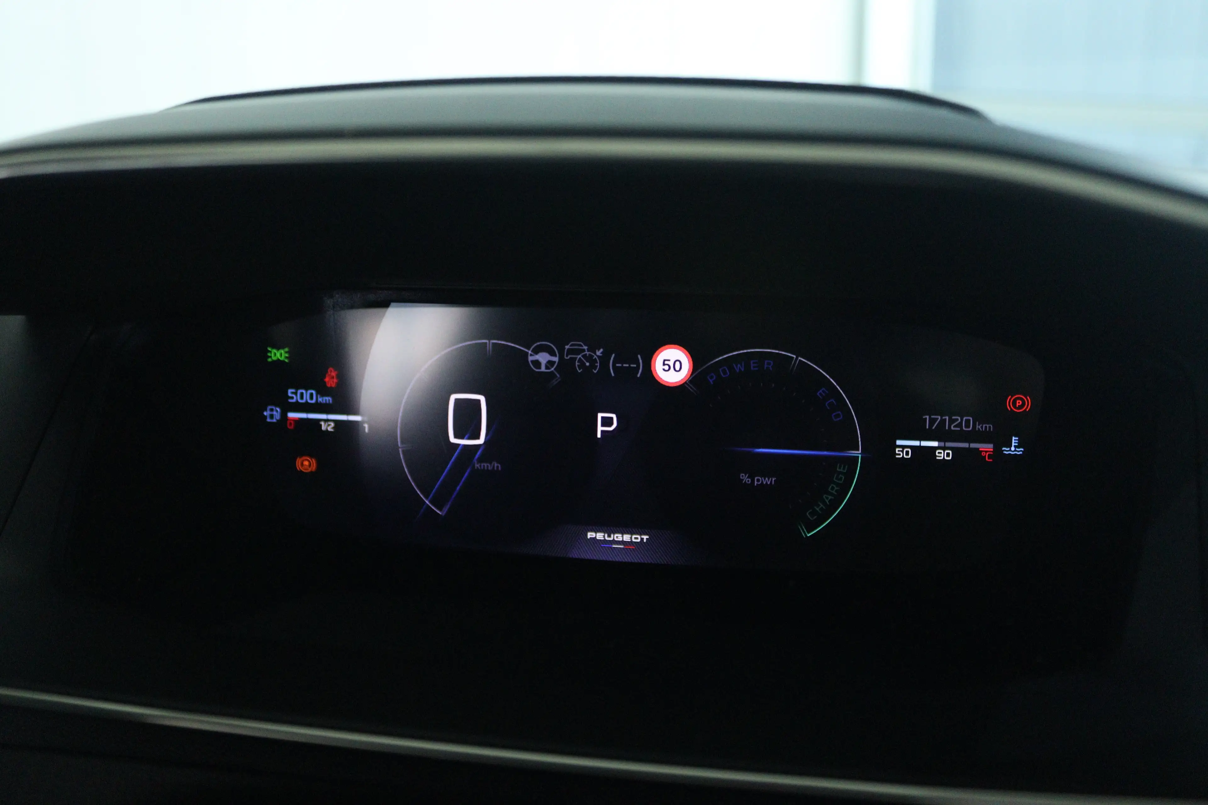 Peugeot 2008 1.2 Hybrid 145 GT | Adapt. Cruise | 360 Camera | K — photo 38