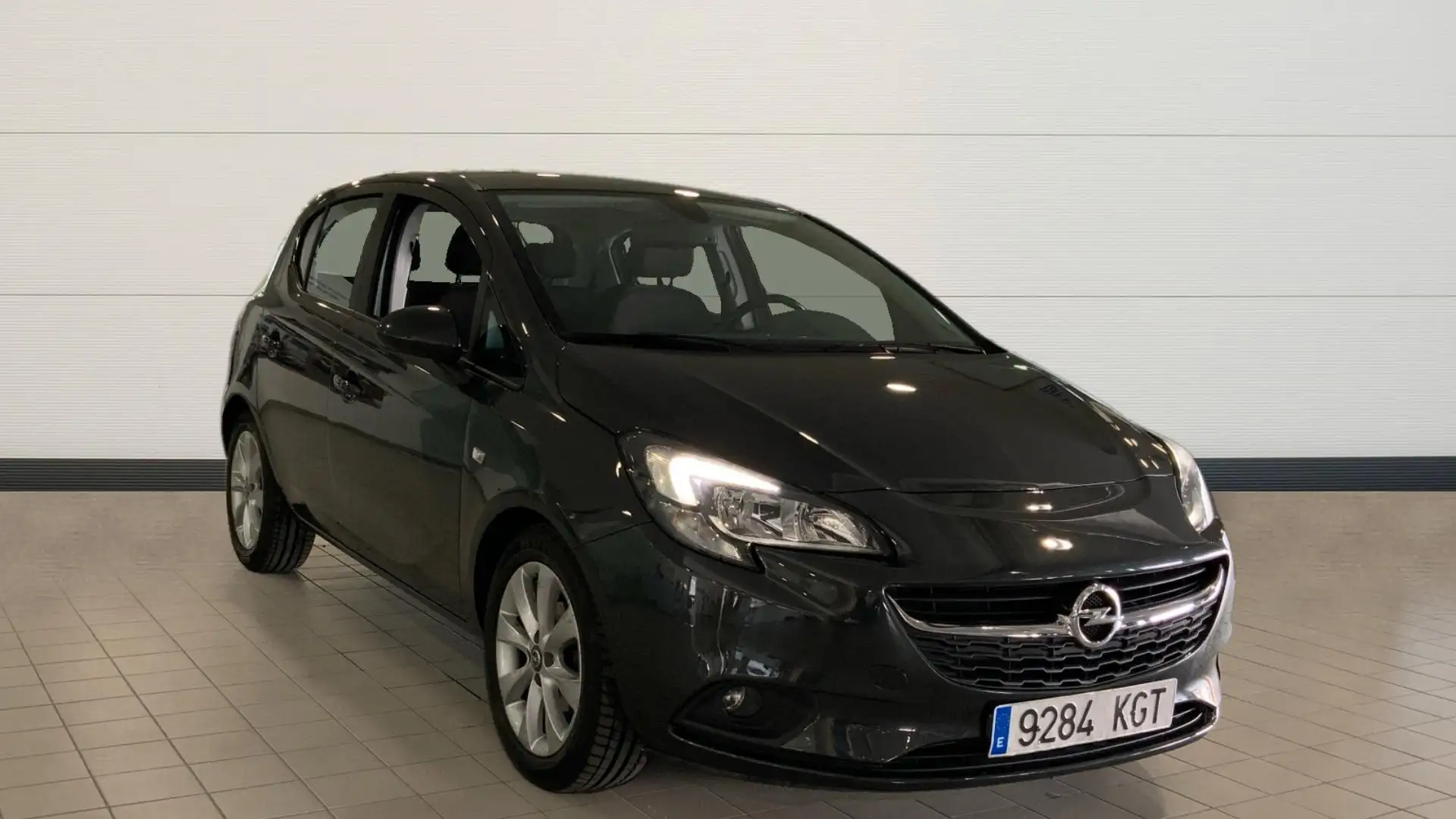 Opel Corsa 1.4 Selective 90 Aut. - 1