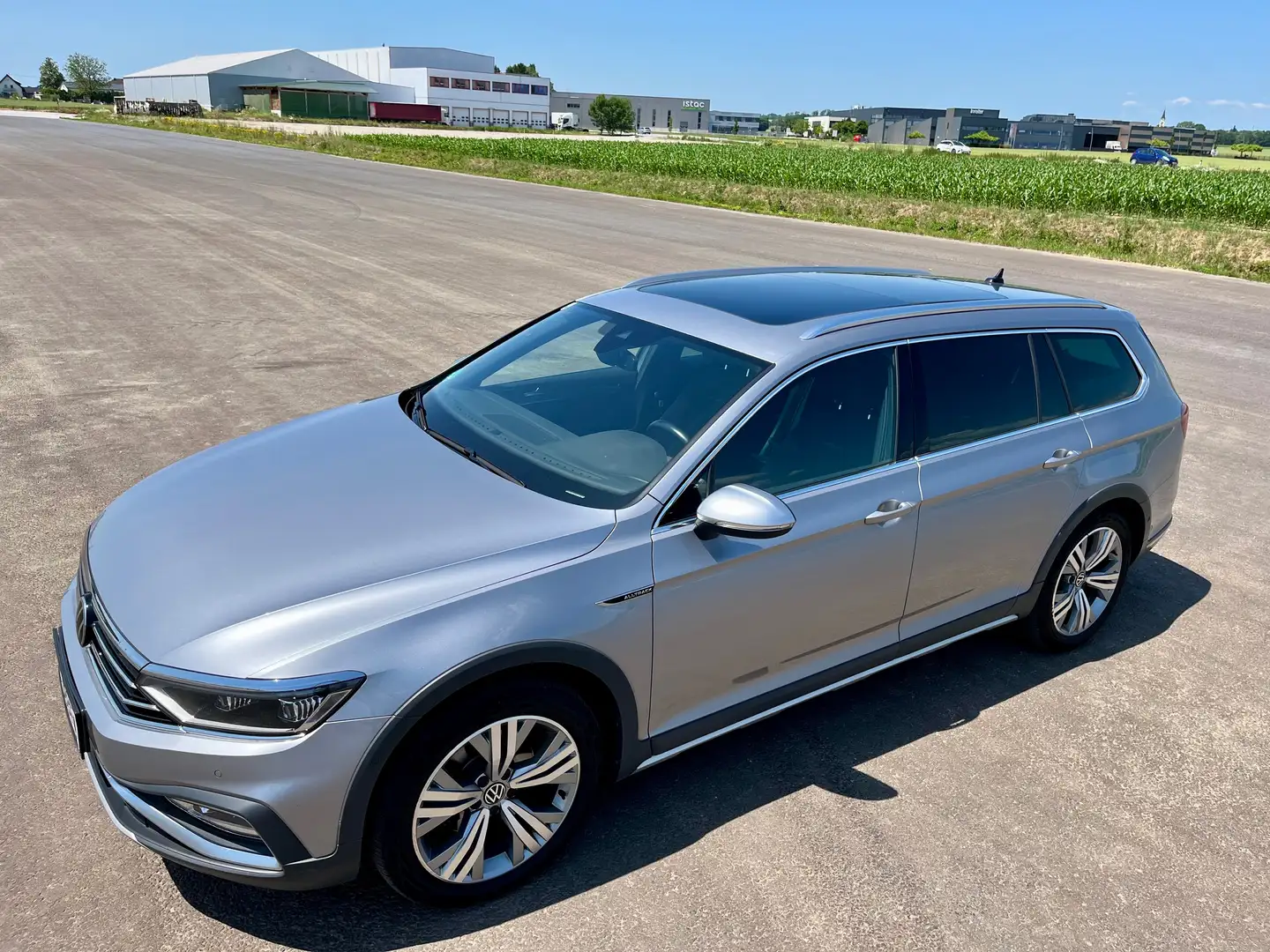 Volkswagen Passat Alltrack Passat Alltrack 2,0 TDI SCR 4Motion DSG Argent - 1