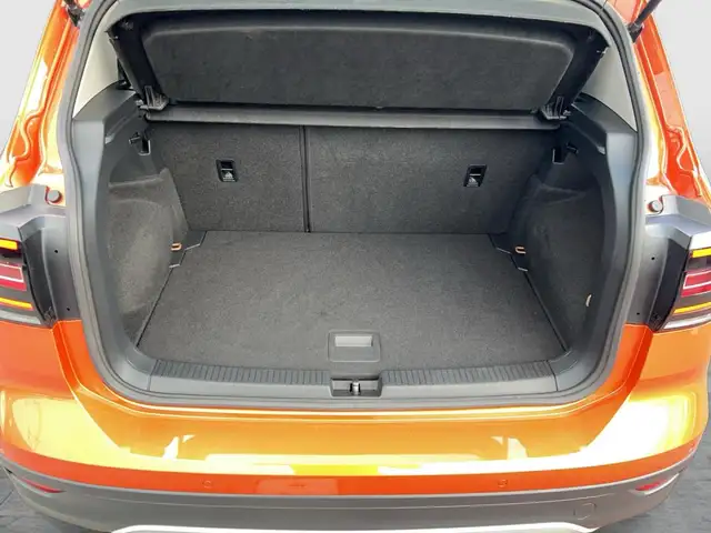 Volkswagen T-Cross view 13