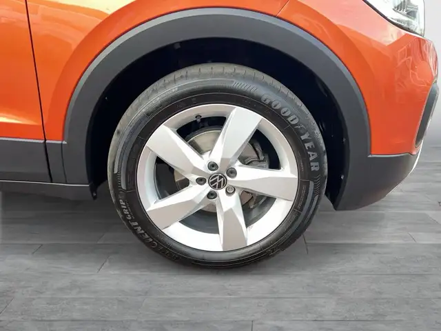 Volkswagen T-Cross view 7