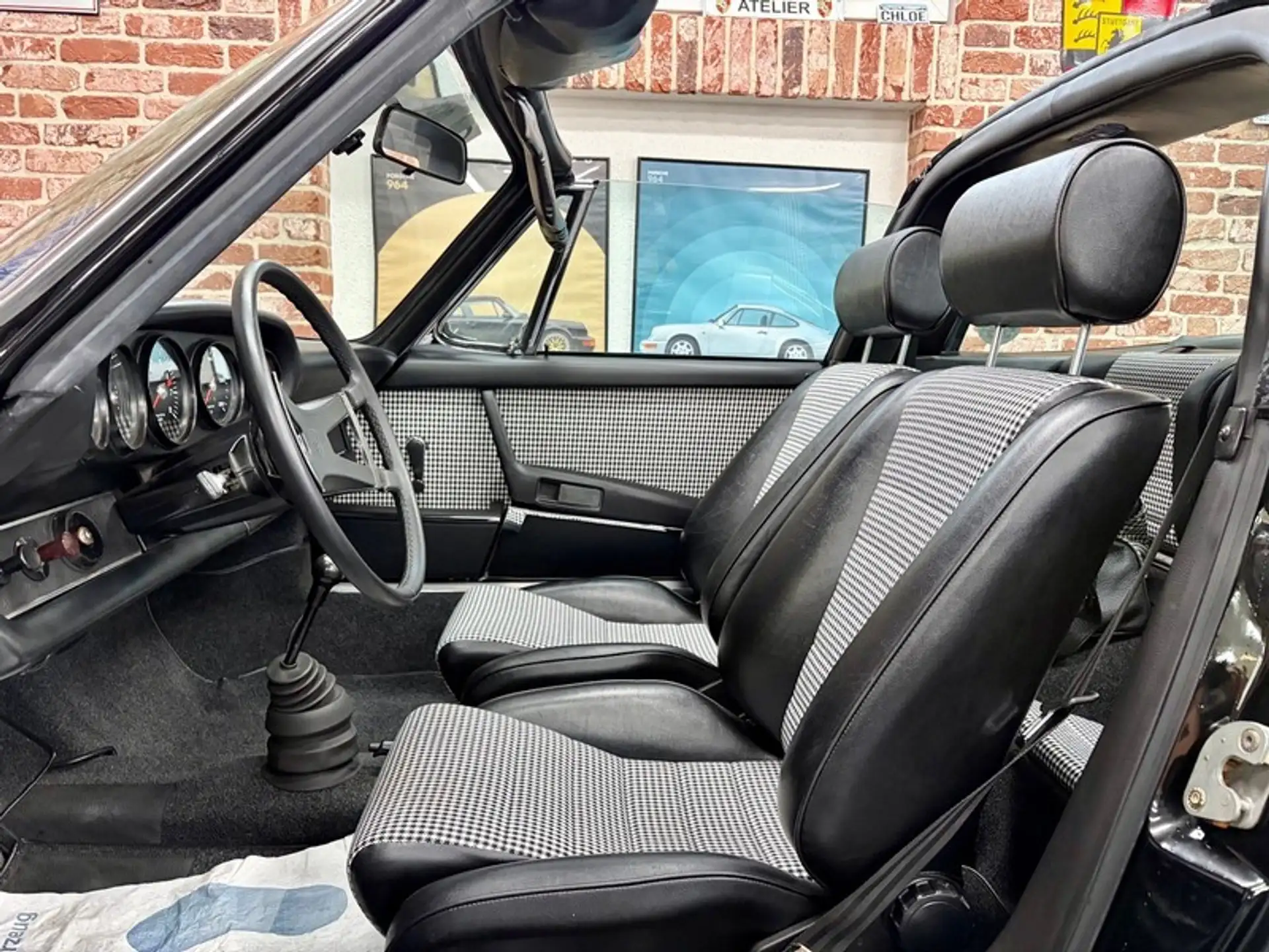Porsche 911 1972 검정 사진 6