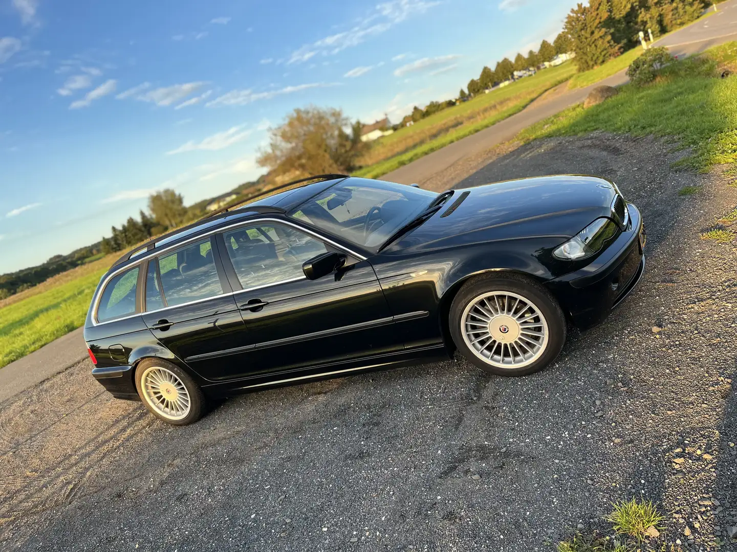 BMW 330 325i Manual black leather, sunroof, heated seats Černá - 2