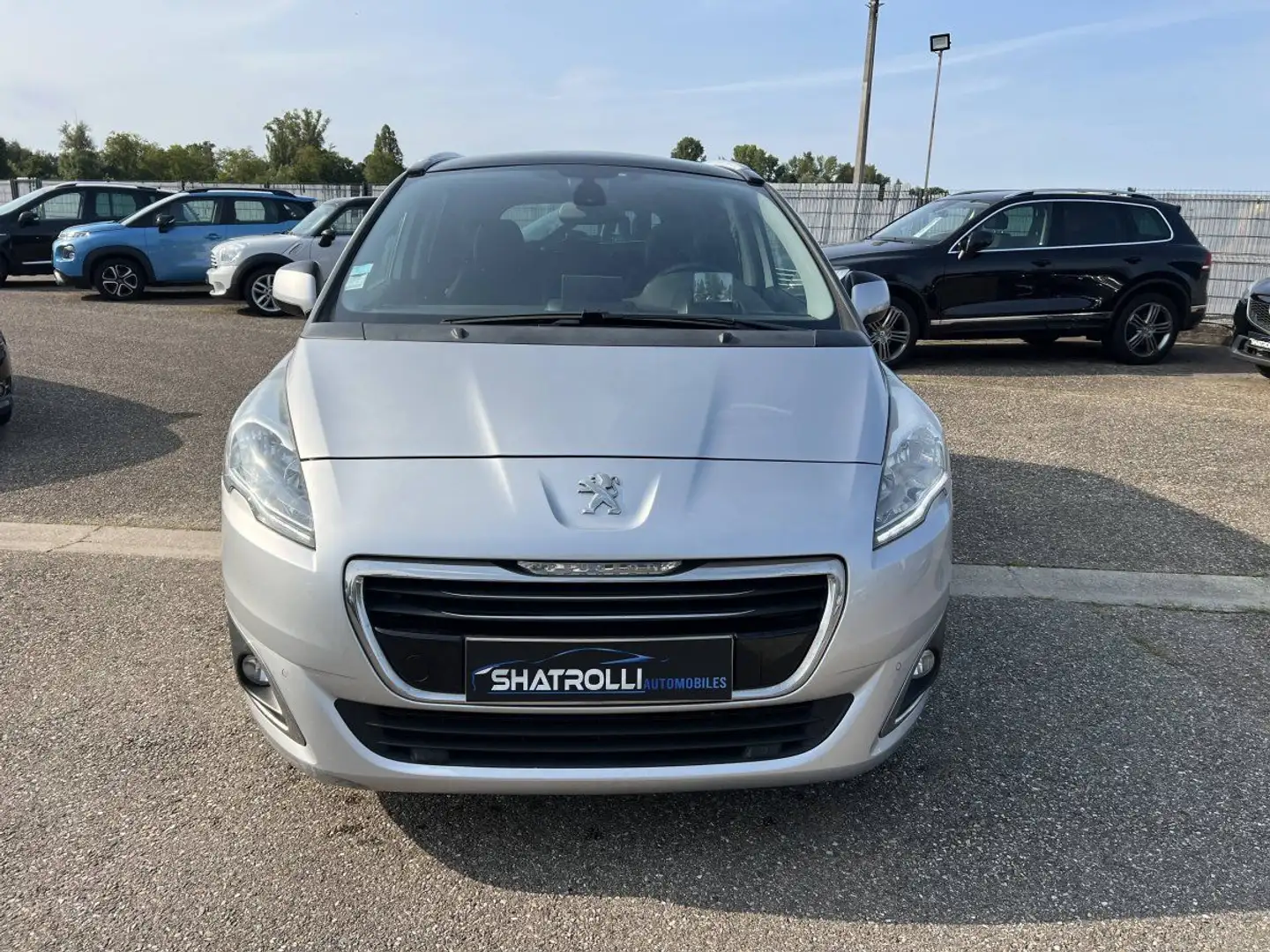 Peugeot 5008 1.6 BlueHDi 120ch Allure S&S 7Places Distri Neuf GPS Attelage Grau - 2