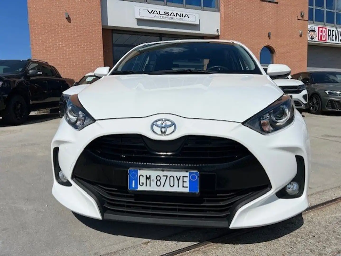 Toyota Yaris 1.0 5 porte Business Blanc - 2