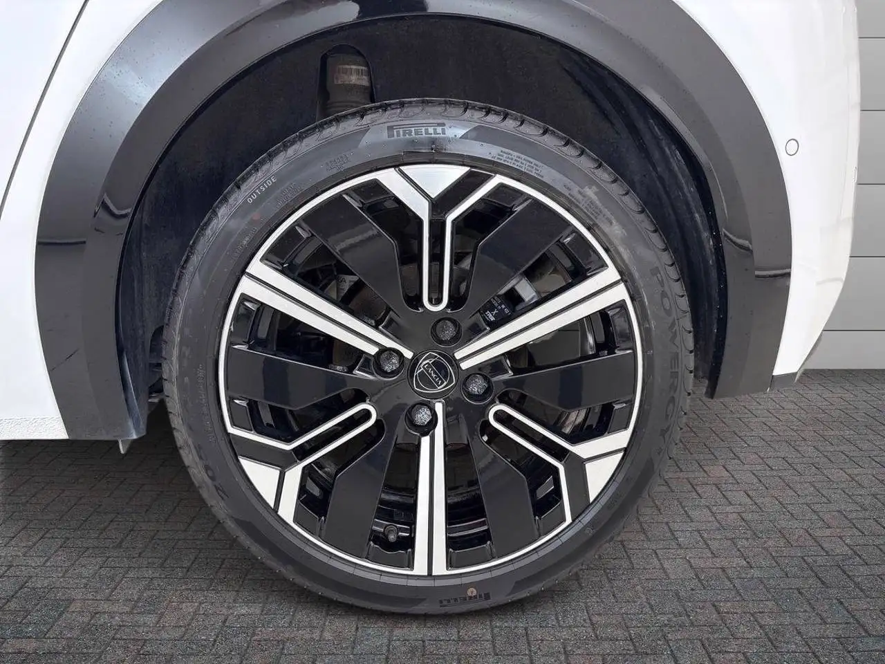 Lancia Ypsilon 2025 — фото 7