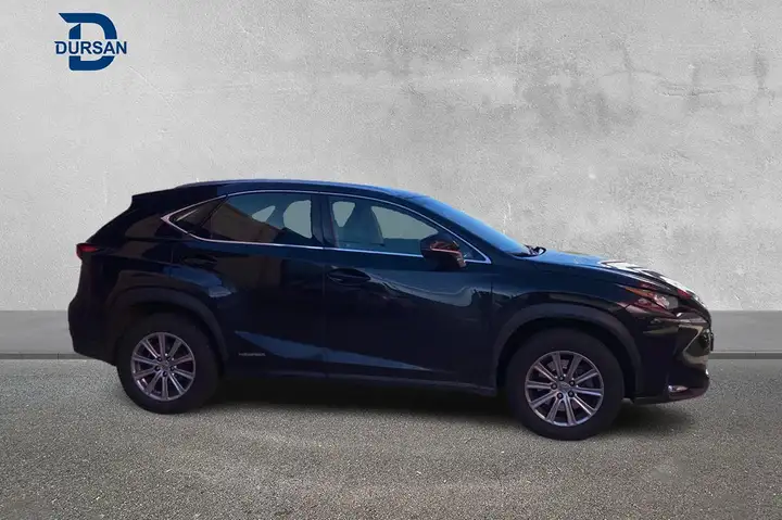 Lexus NX 2017, foto 17