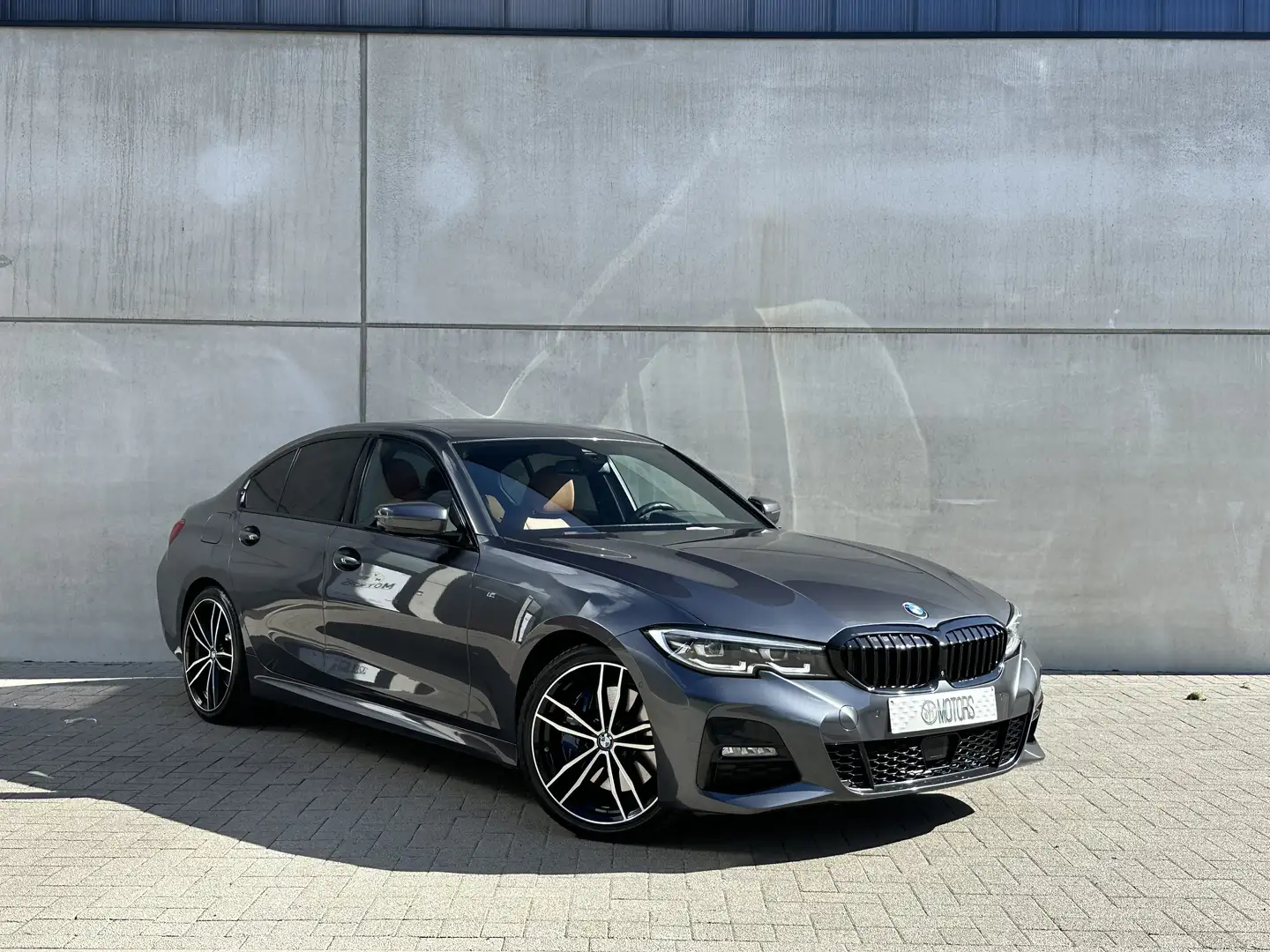 BMW 330 330i Aut. M Sport*HiFi*360° Camera*Sportremmen* - 1