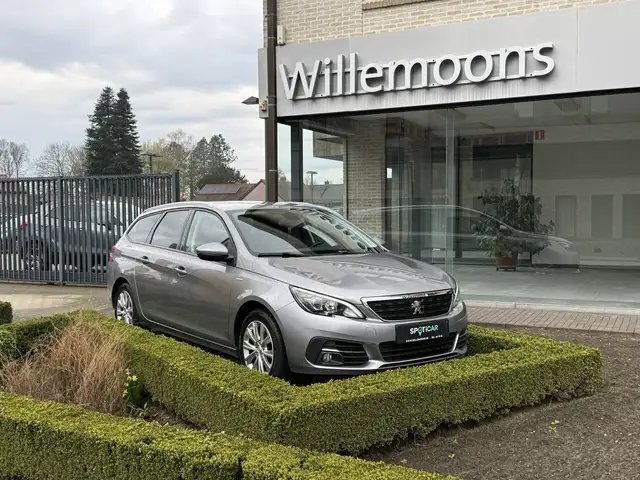 Peugeot 308 SW Style 1.2 Turbo 110PK *Camera*Navi*Apple Car...
