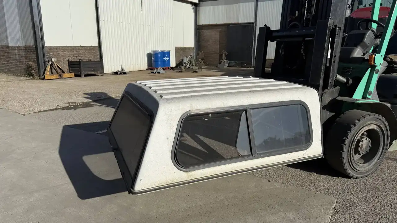 Toyota Hilux LN105, foto 2