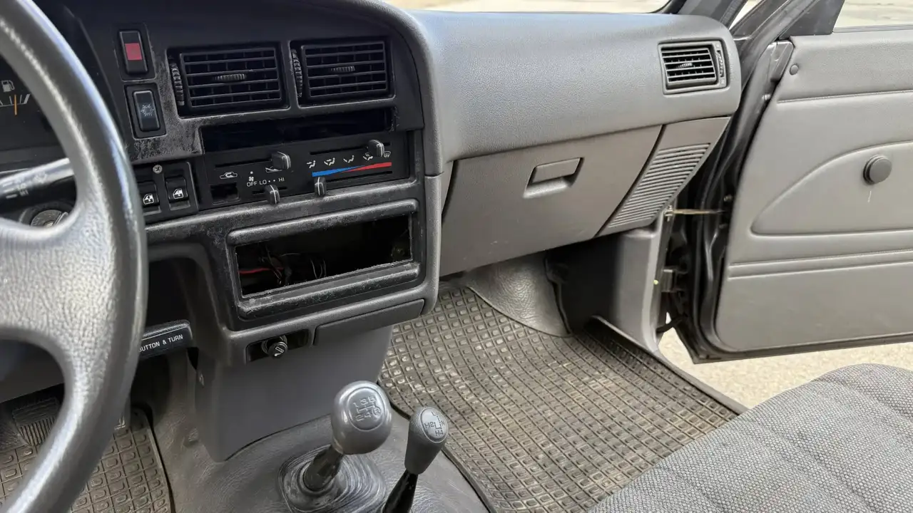 Toyota Hilux LN105, foto 6