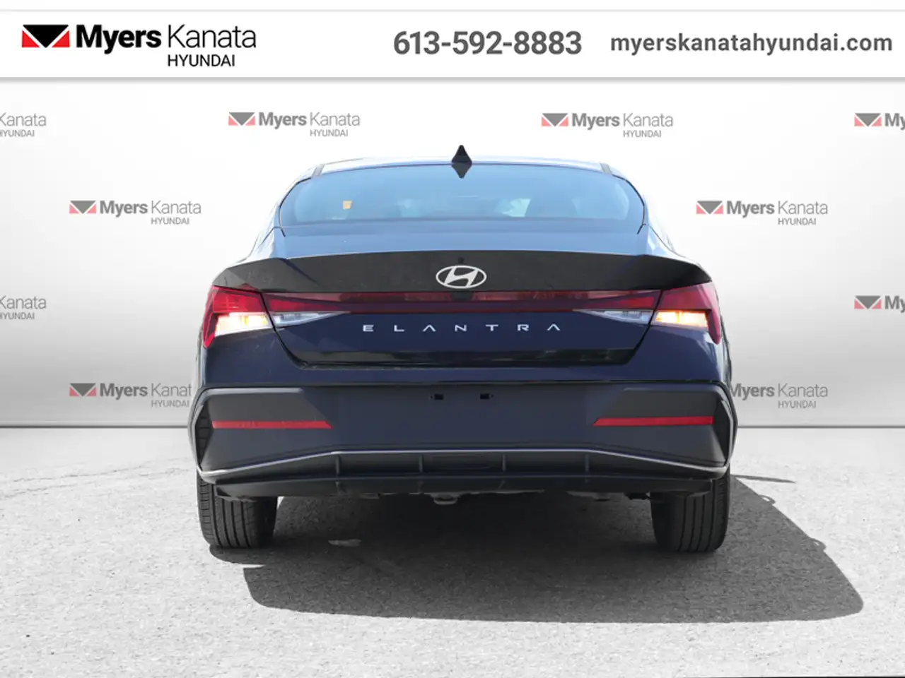 Hyundai ELANTRA снимка Hyundai ELANTRA