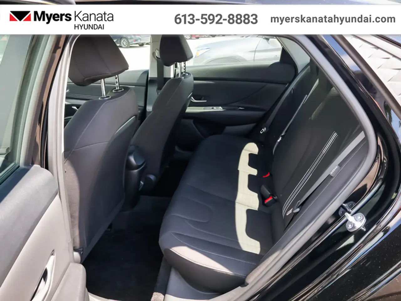 Hyundai ELANTRA снимка Hyundai ELANTRA
