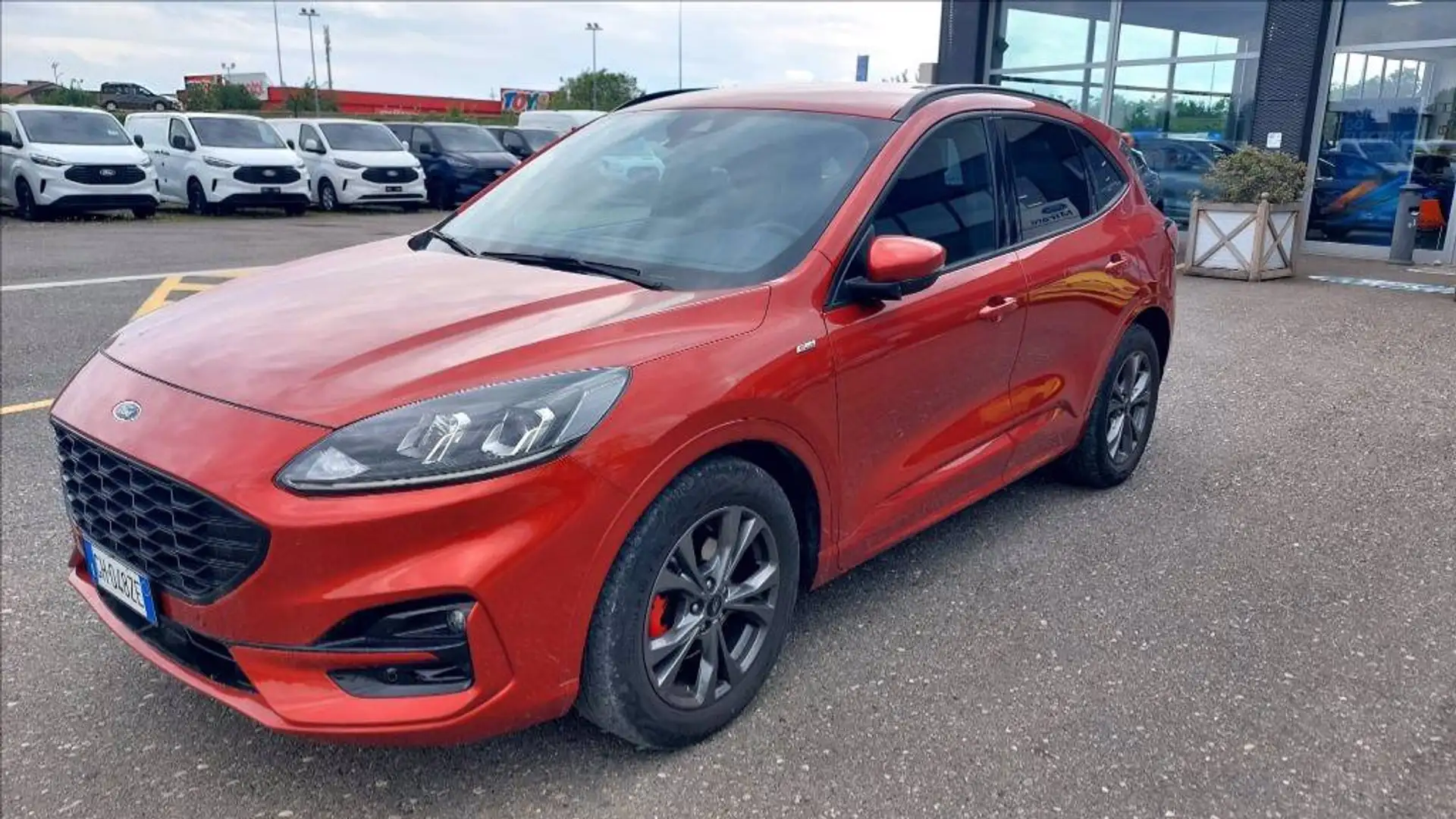Ford Kuga 1.5 ecoblue ST-Line 2wd 120cv Rouge - 2
