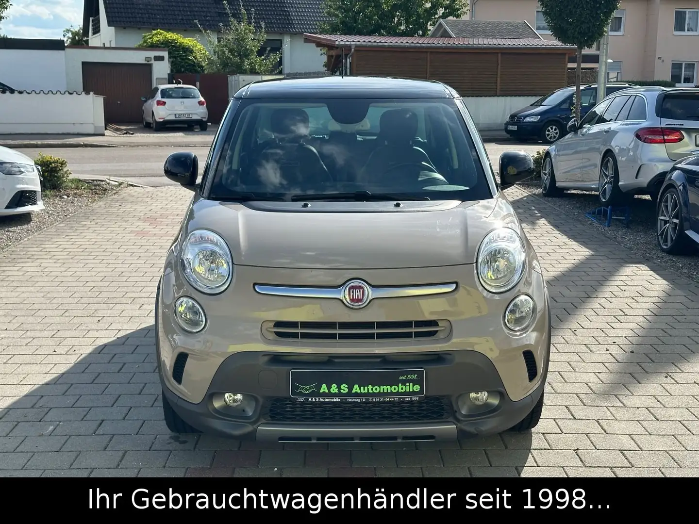 Fiat 500L Trekking *PANO/LEDER/NAVI/PDC/SHZ/TEMPOMAT* Brown - 2