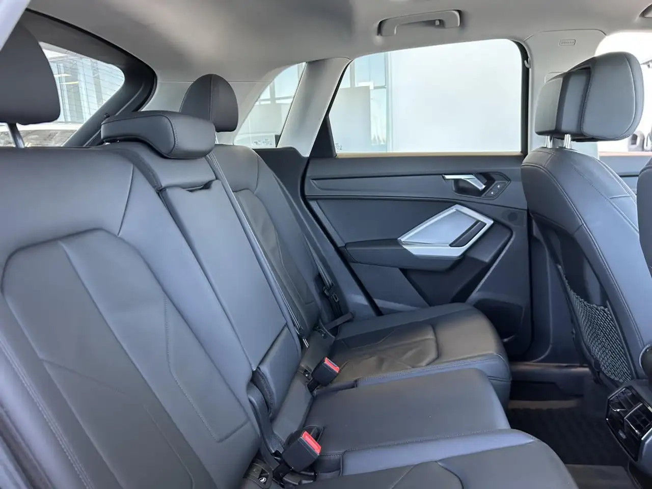 Audi Q3 снимка Audi Q3