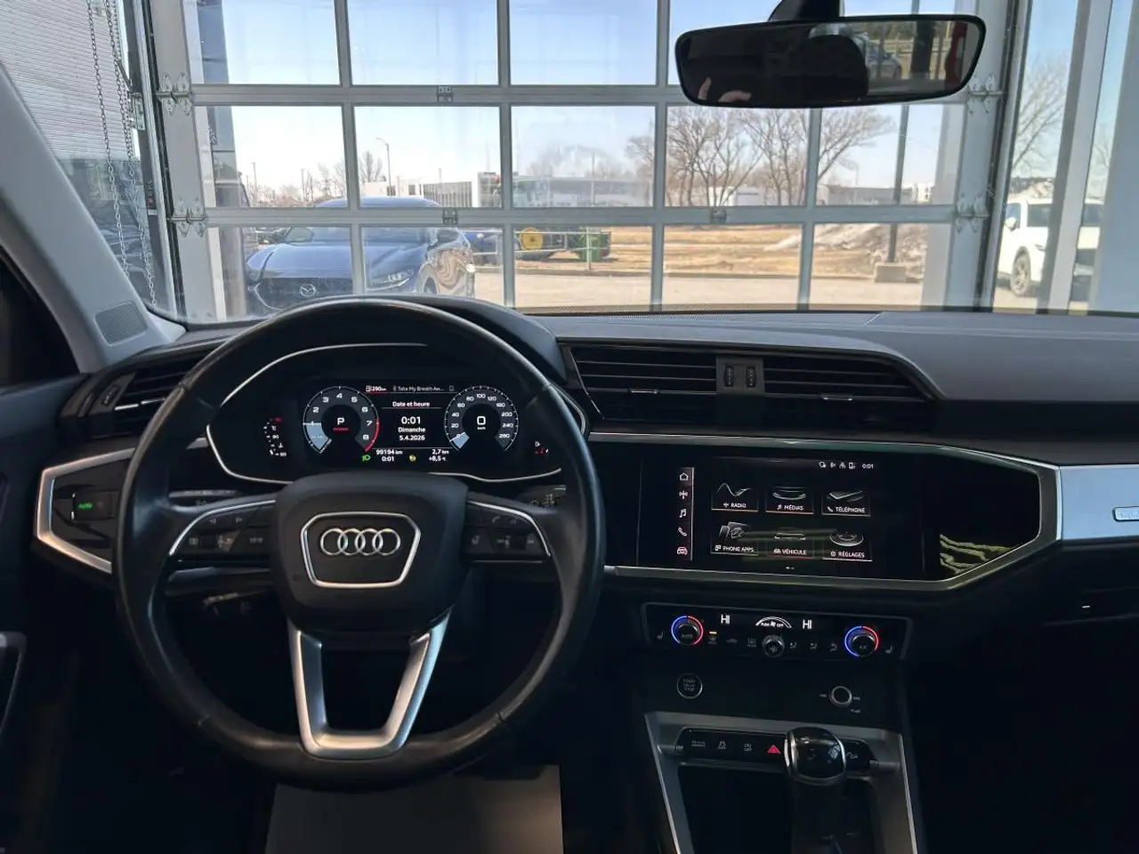 Audi Q3 снимка Audi Q3