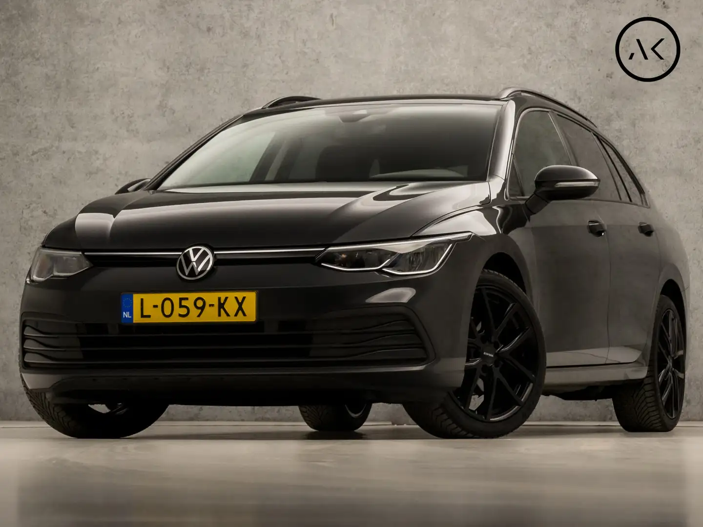 Volkswagen Golf Variant 1.0 TSI Premium (APPLE CARPLAY, GROOT NAVI, ADAPTI Grau - 1