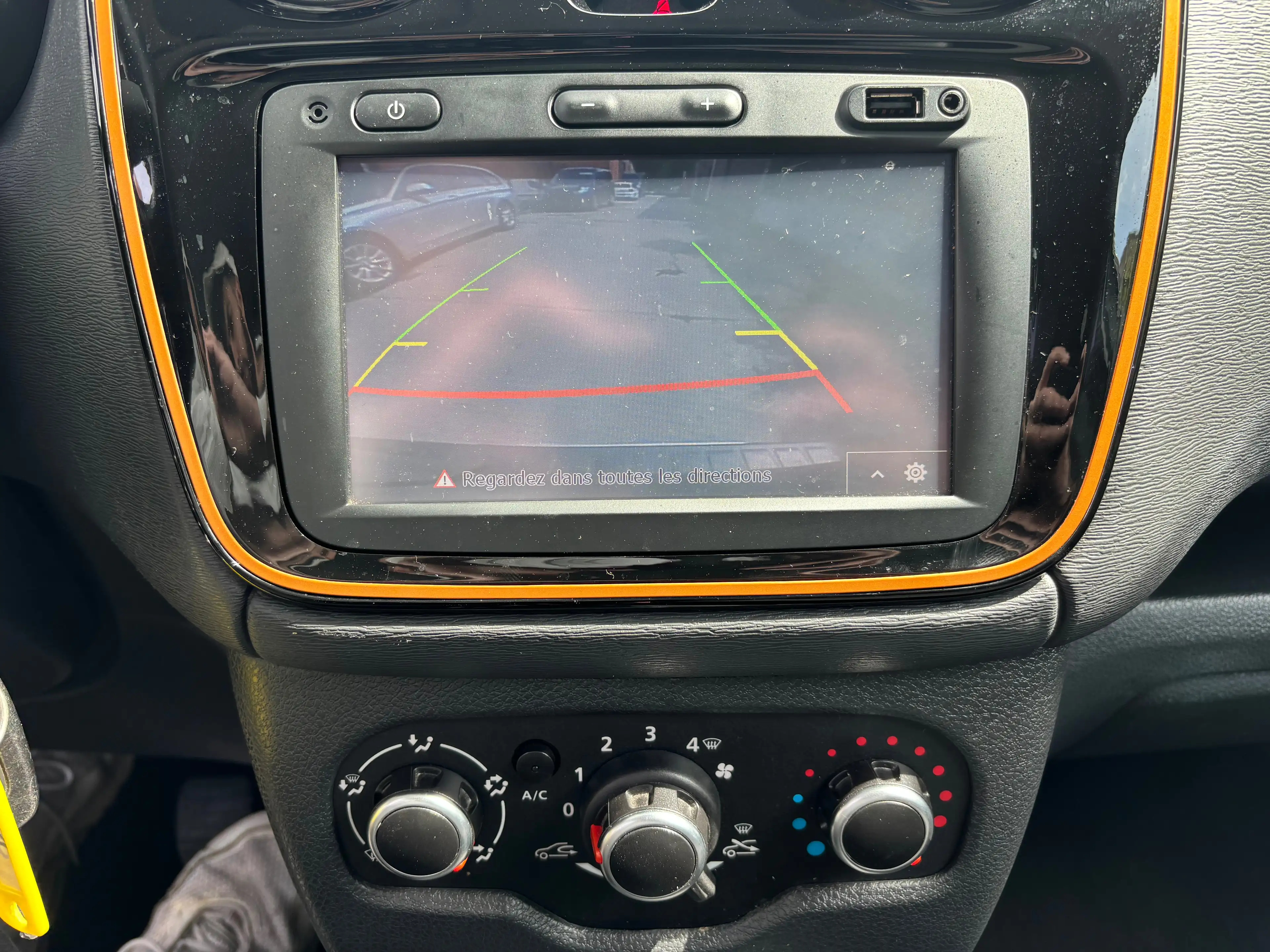 Dacia Dokker Dokker Stepway 1.2 TCe — photo 14