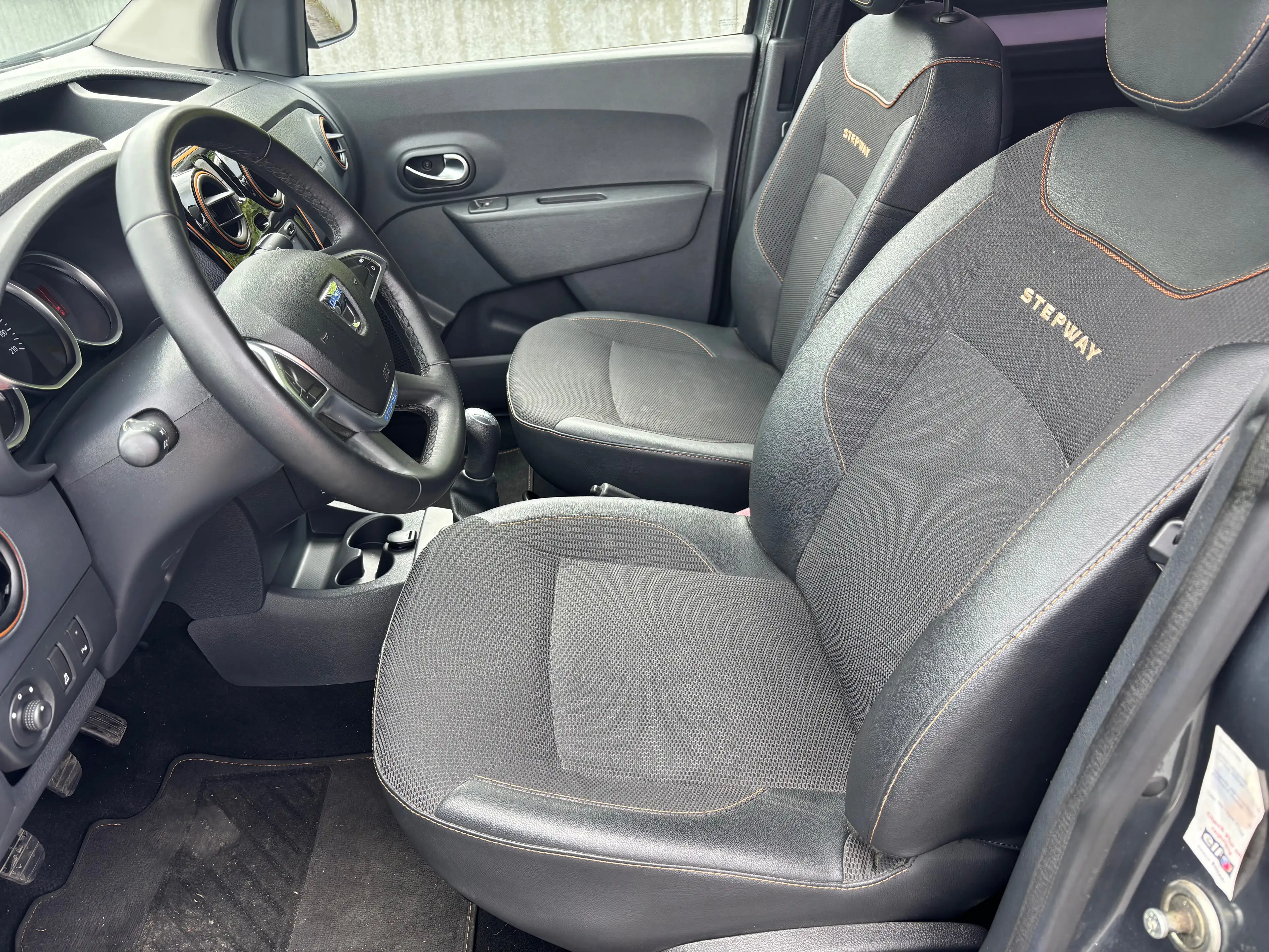 Dacia Dokker Dokker Stepway 1.2 TCe — photo 10