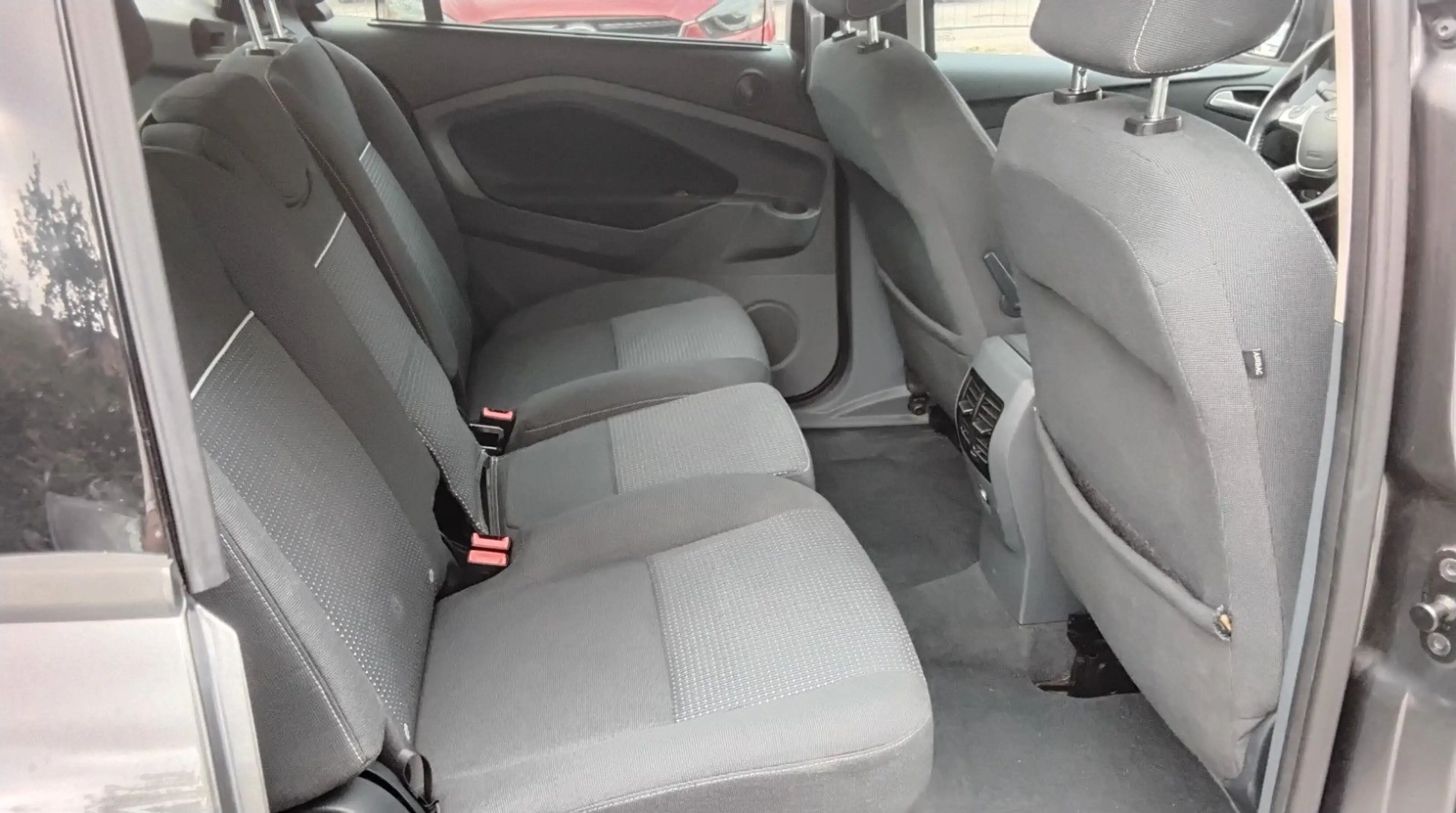 Ford Grand C-Max Grand C-MAX Sync Edition — photo 15