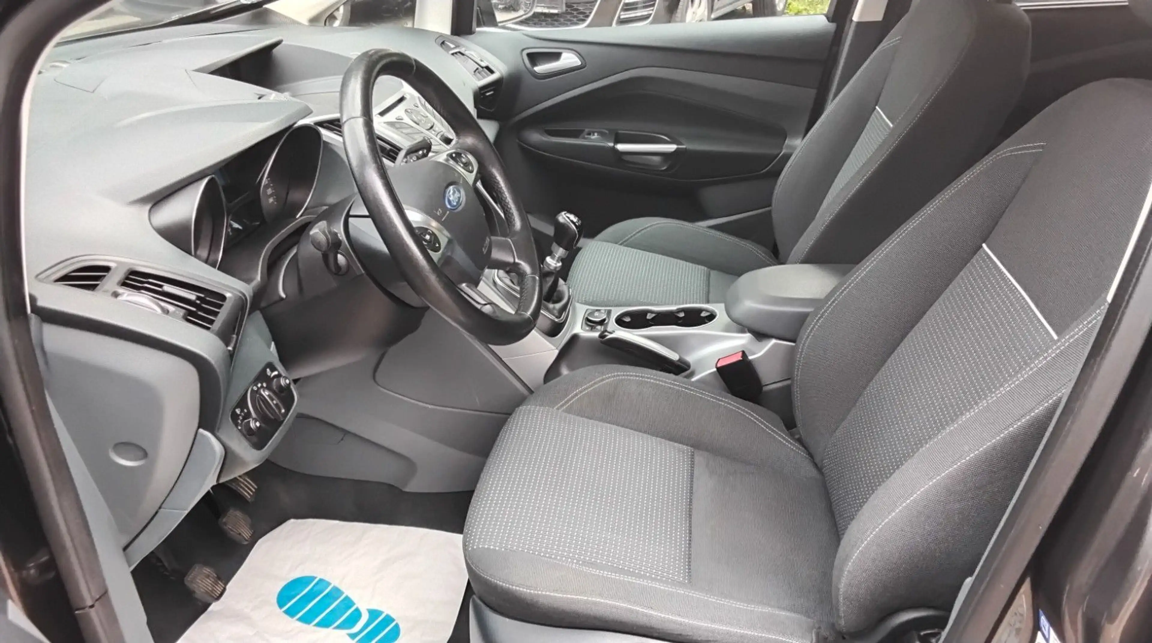Ford Grand C-Max Grand C-MAX Sync Edition — photo 11